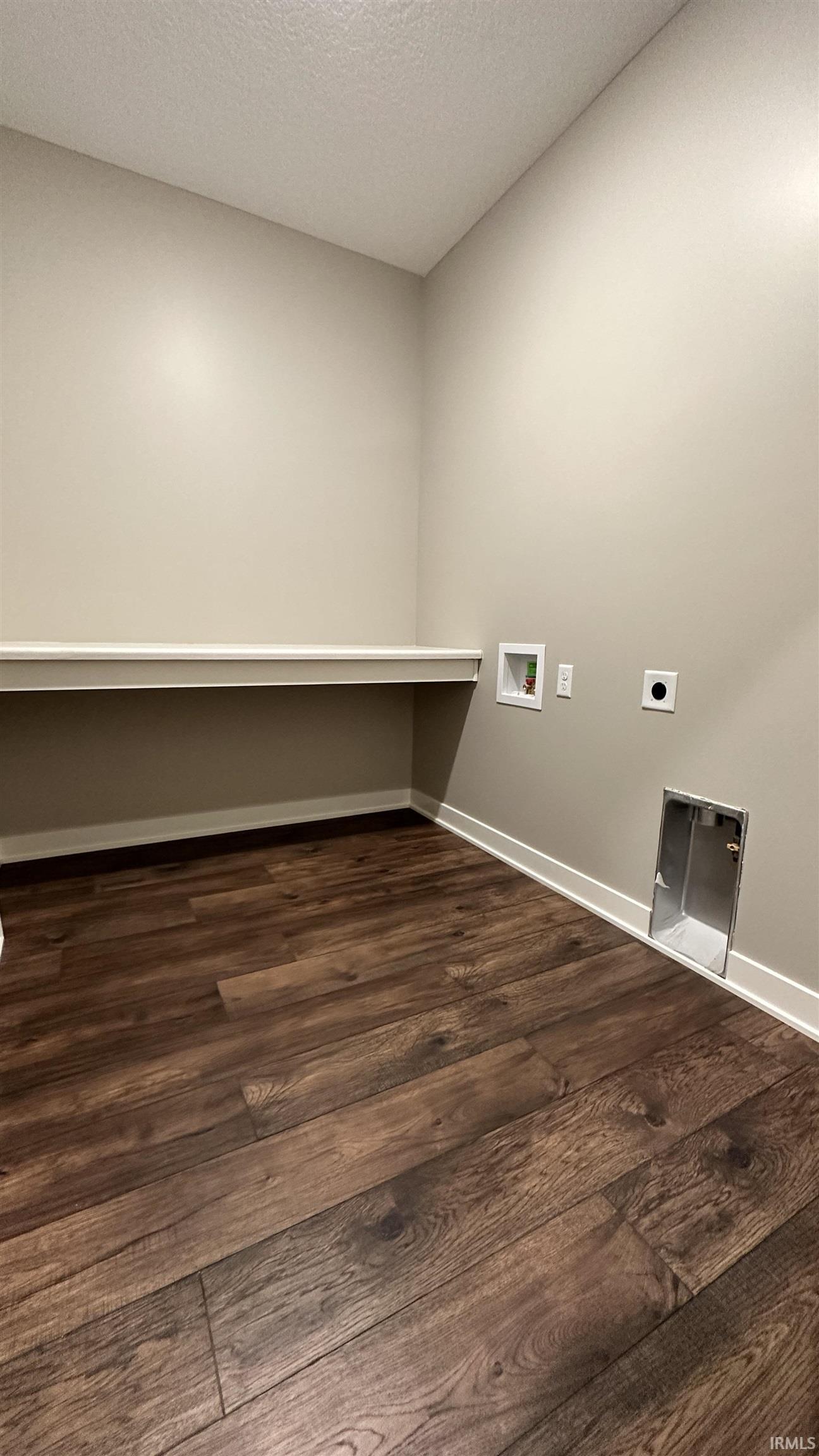663 Sandringham, Apt 21 Balmoral
