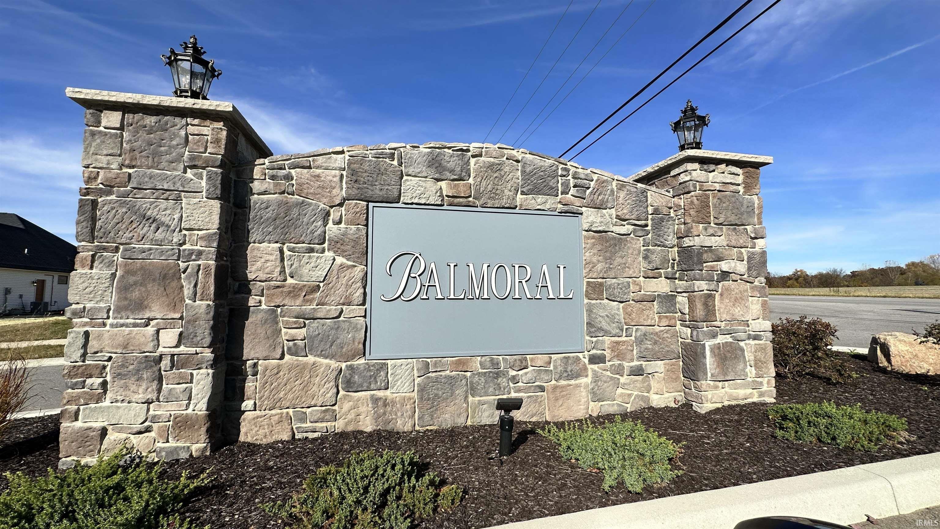 663 Sandringham, Apt 21 Balmoral