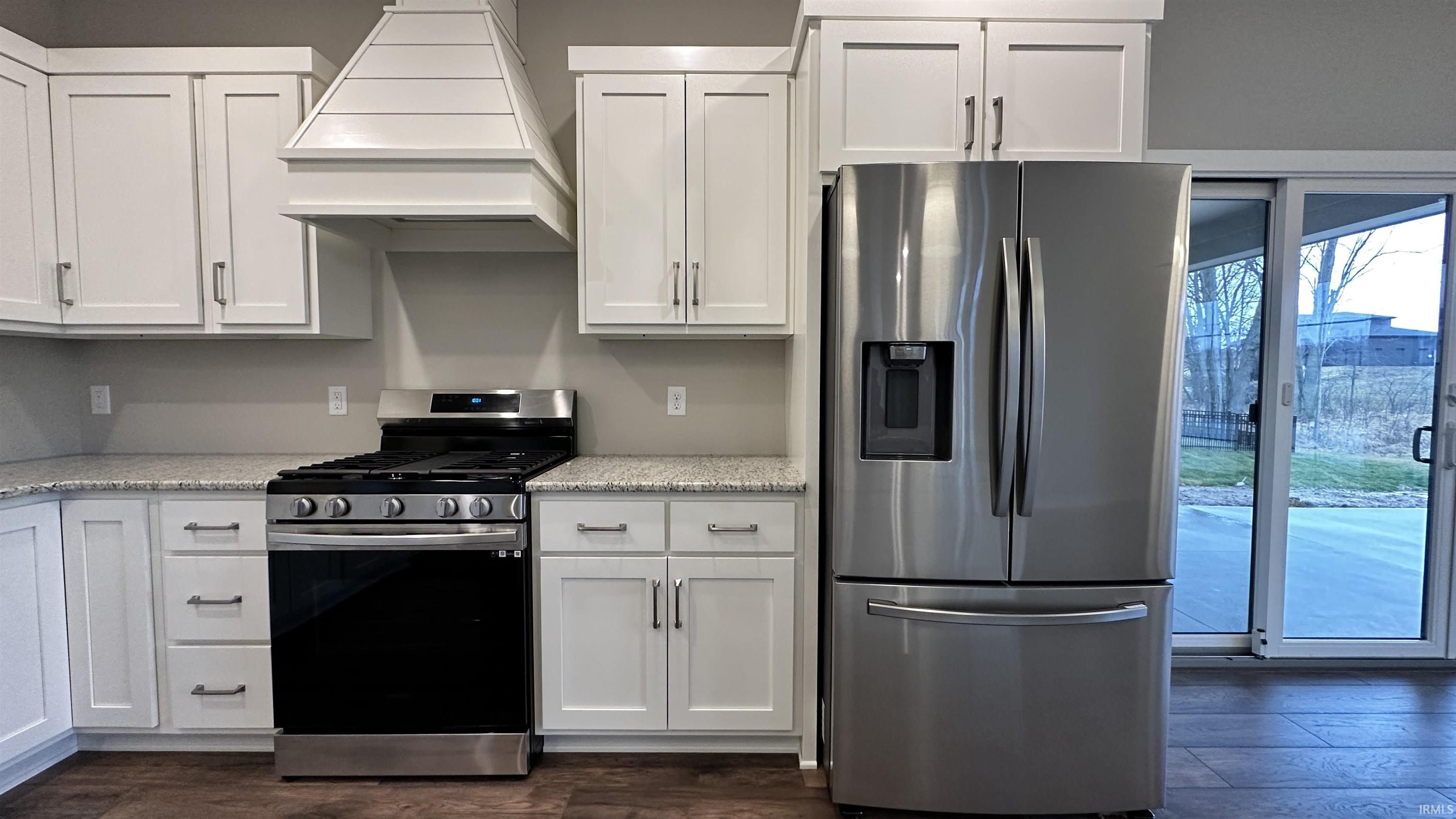 663 Sandringham, Apt 21 Balmoral