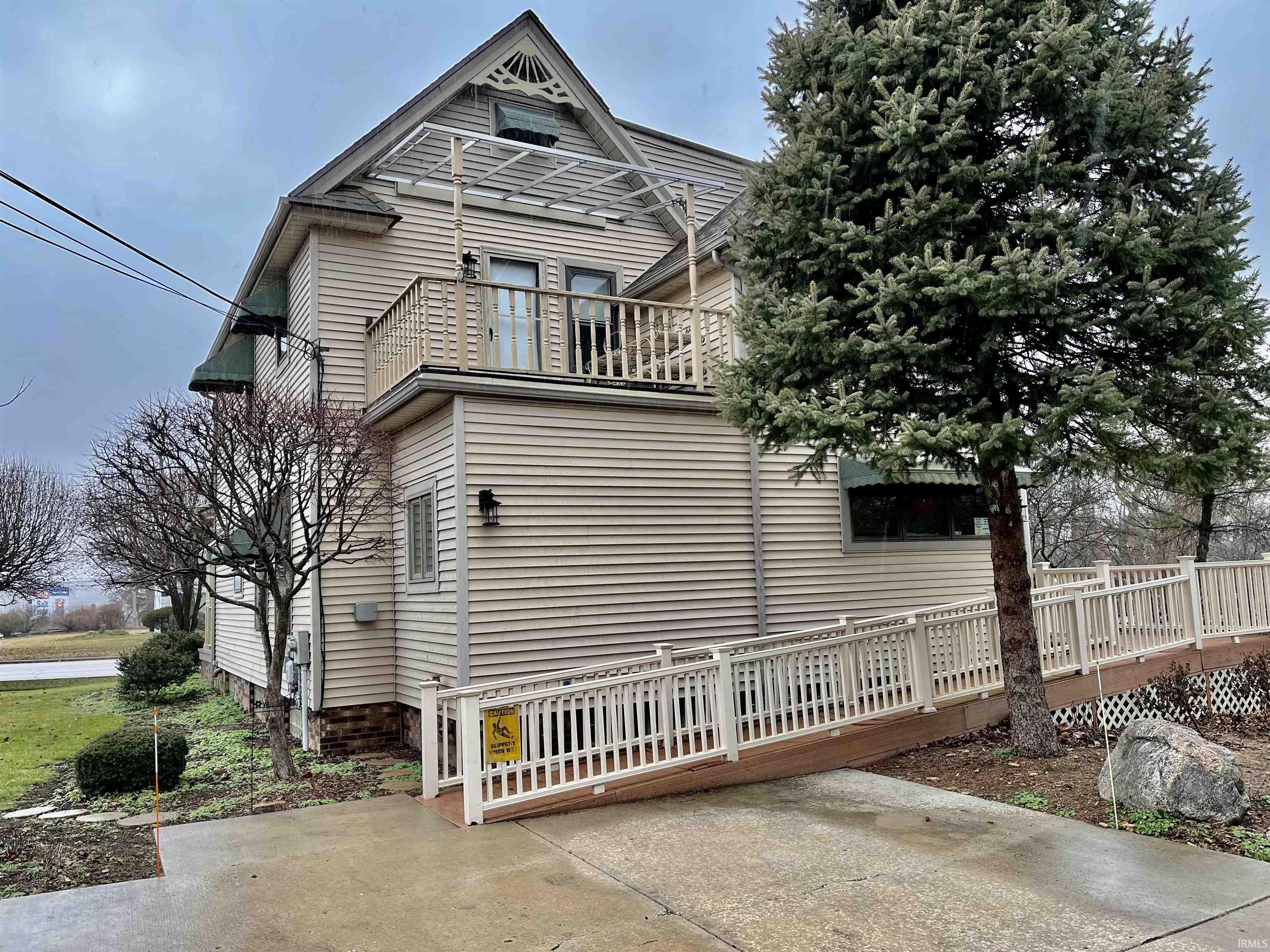 3030 Michigan