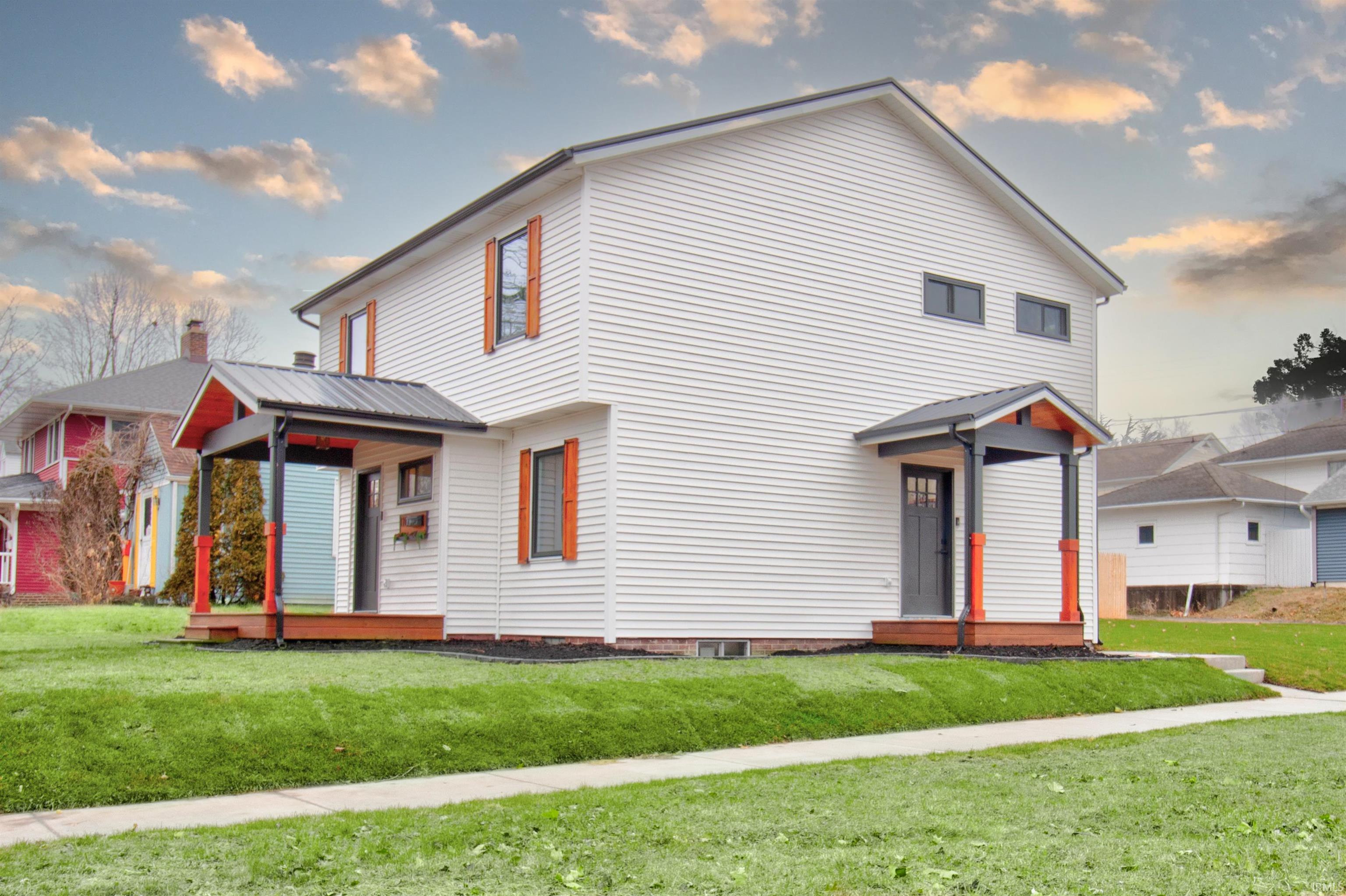 1102 Foster