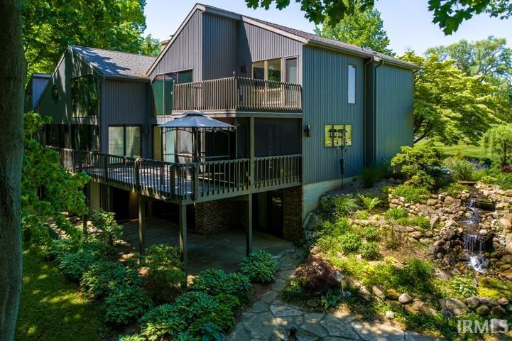 1656 500 West