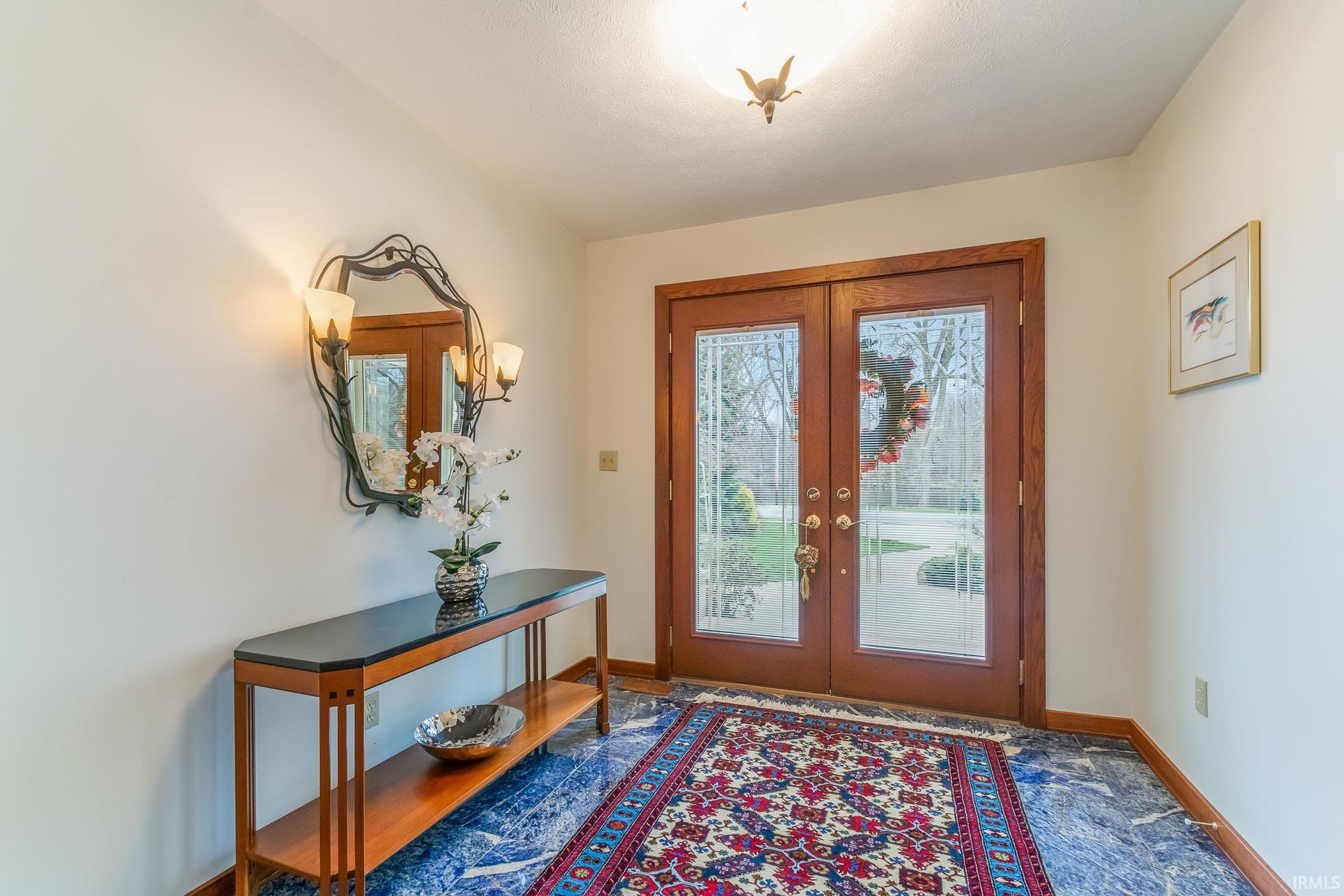 1739 Riverside