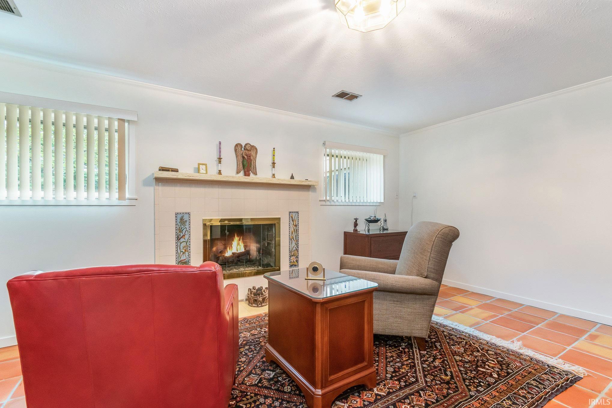 1739 Riverside