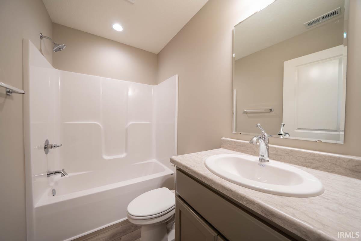 12125 Long Meadow