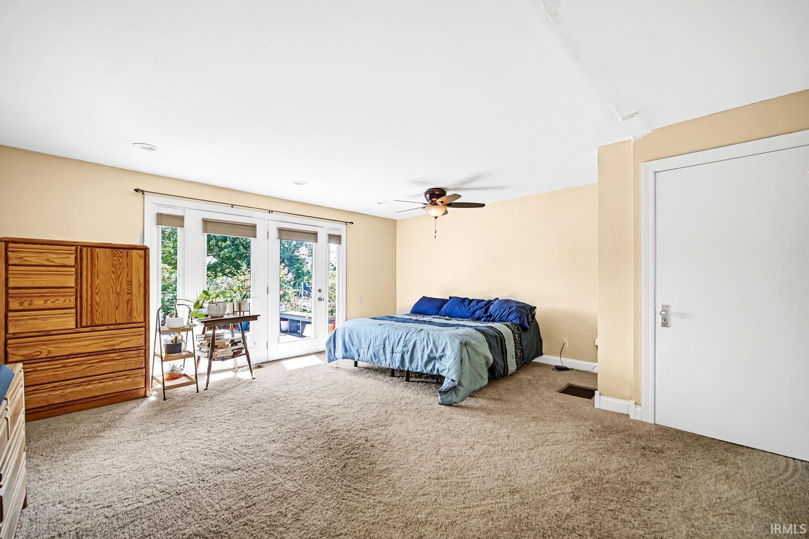 2822 Barrett