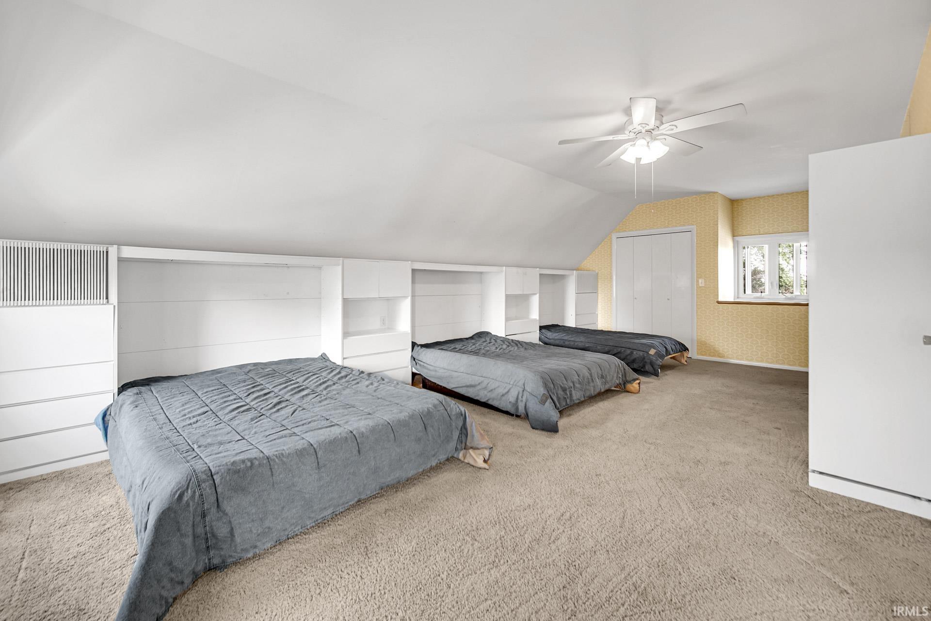 2822 Barrett