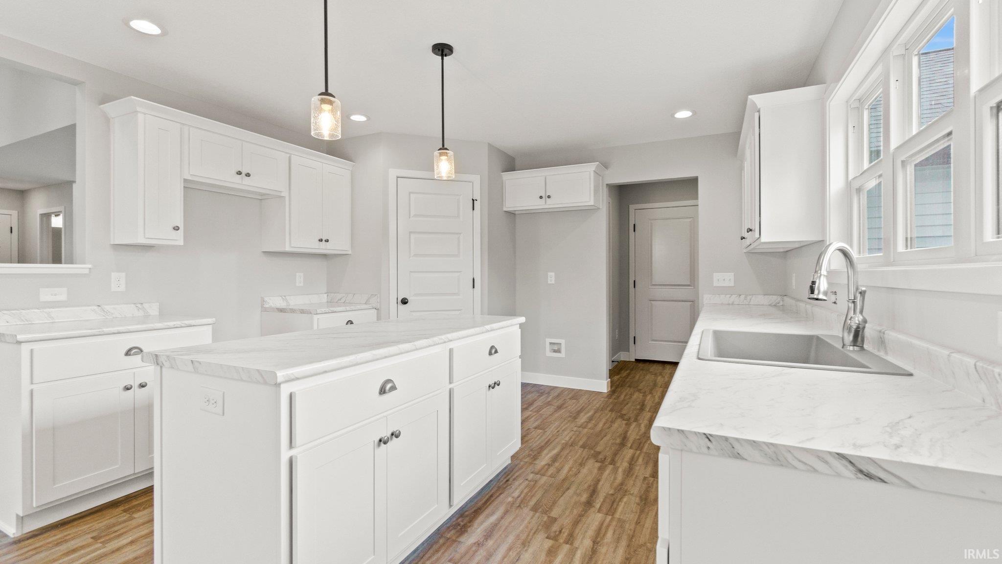 1293 Arthur Heights