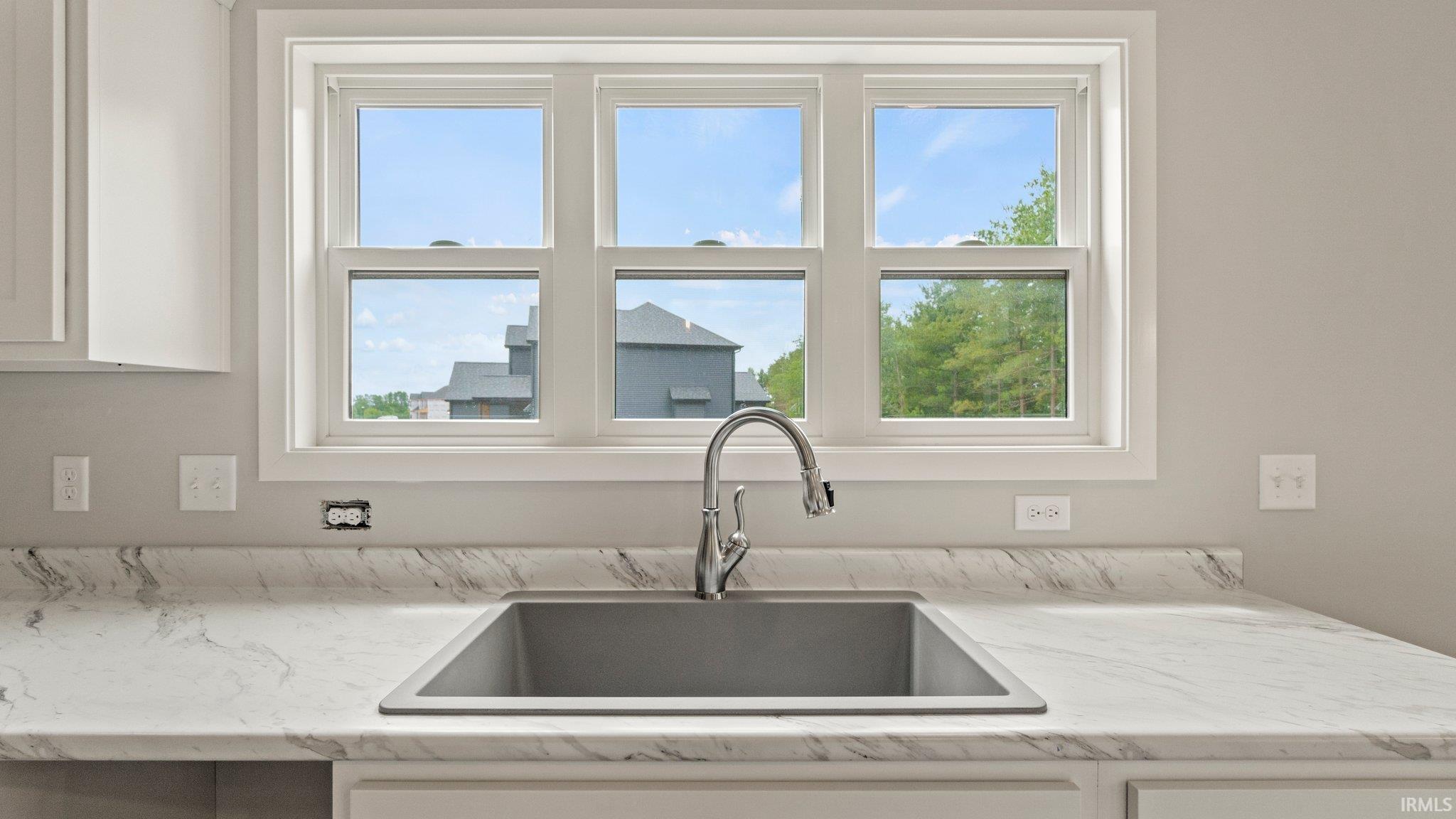 1293 Arthur Heights