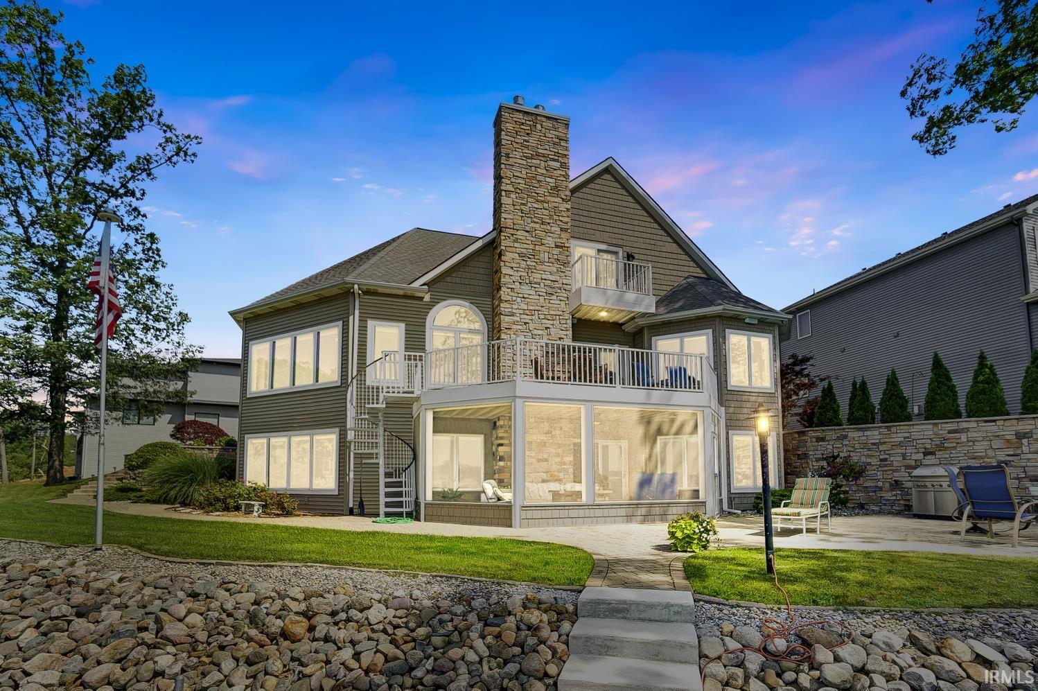 140 Lane 270a Hamilton Lake