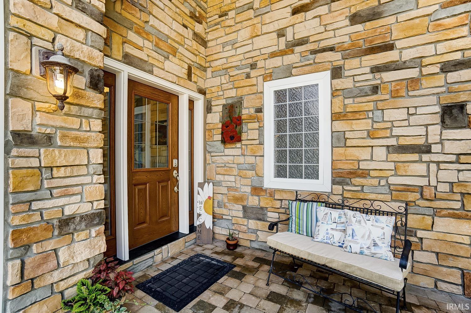 140 Lane 270a Hamilton Lake