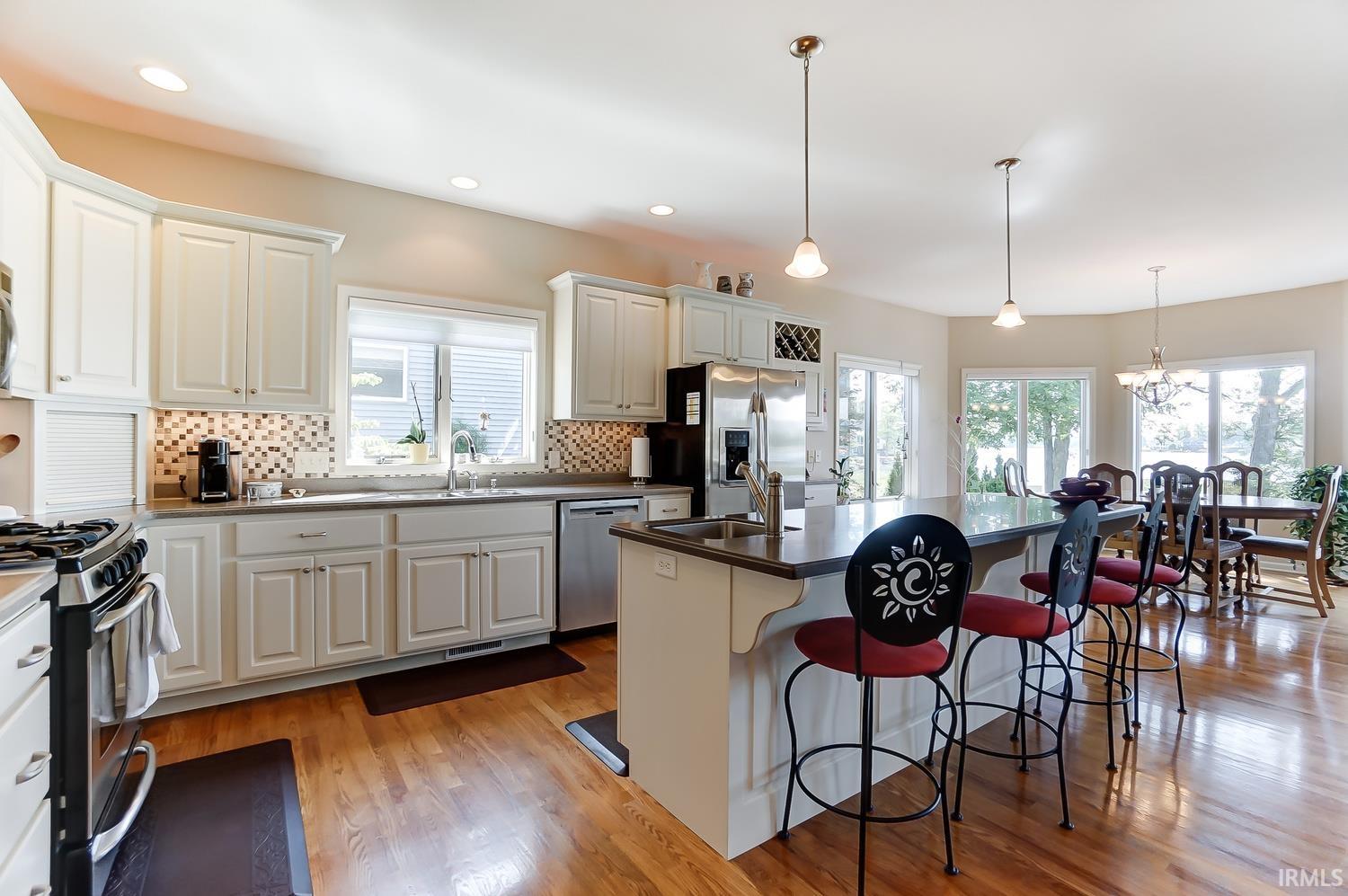 140 Lane 270a Hamilton Lake