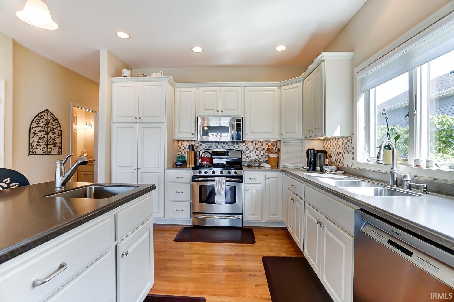 140 Lane 270a Hamilton Lake
