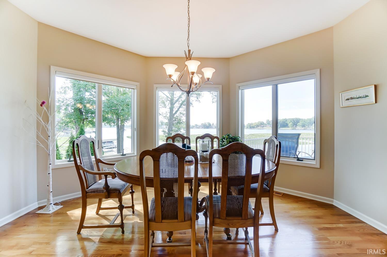 140 Lane 270a Hamilton Lake