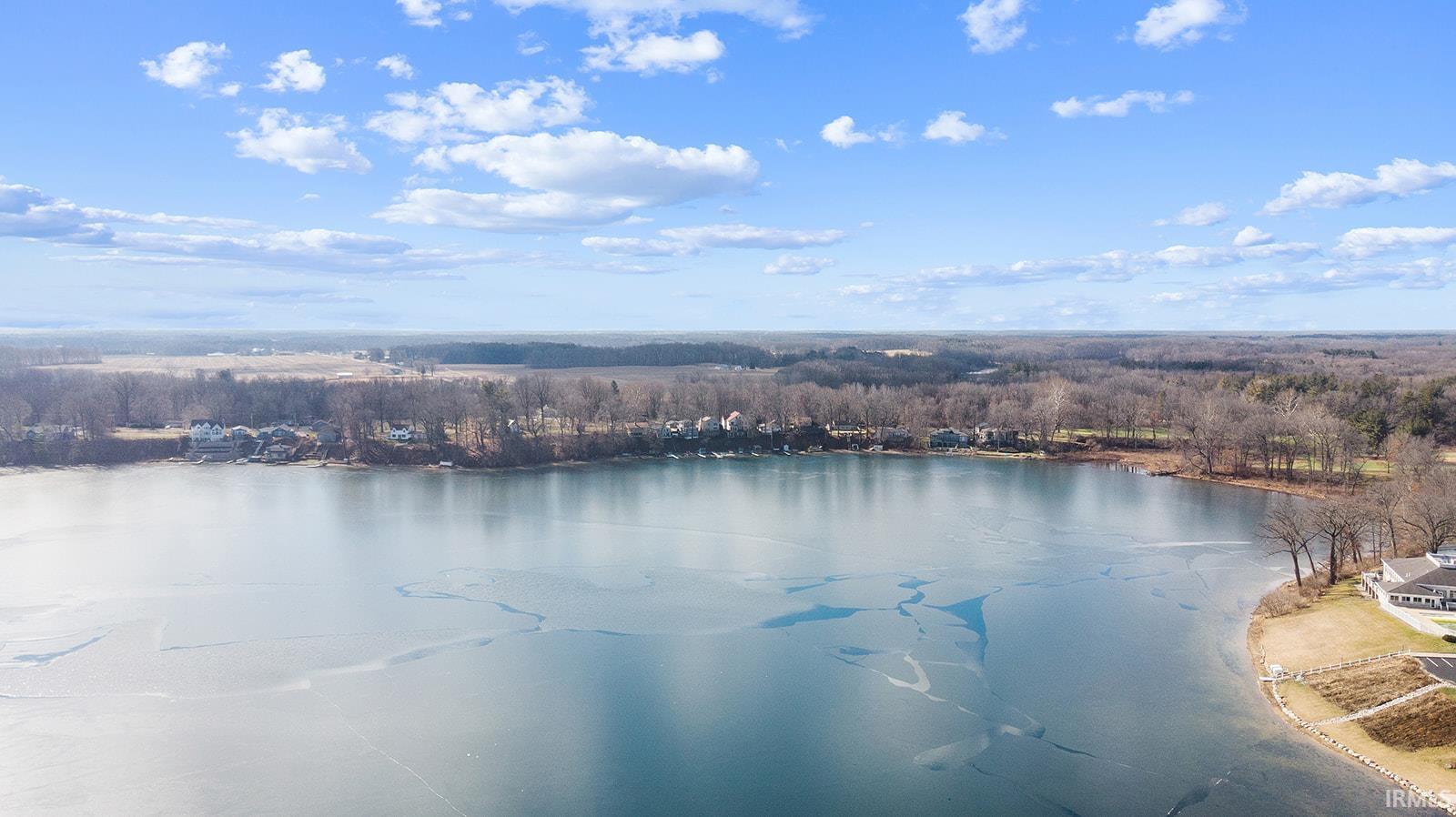 10147 Pretty Lake