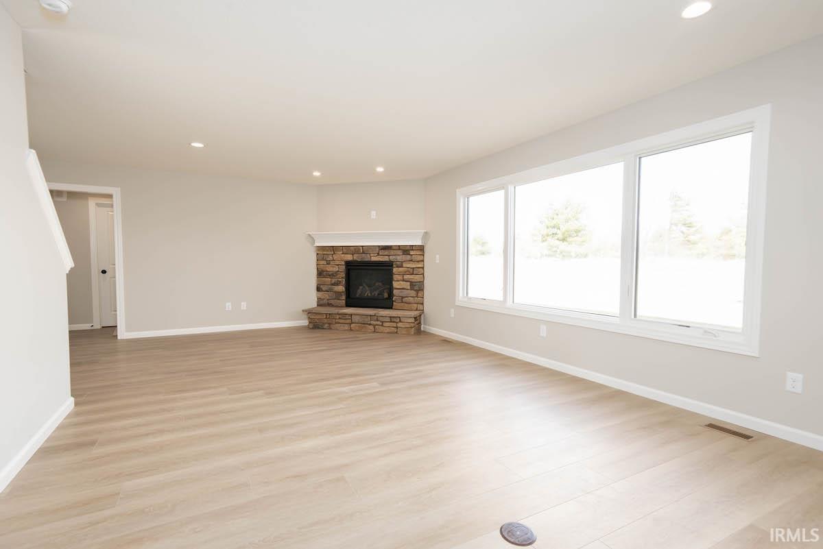 13206 Fringe Tree