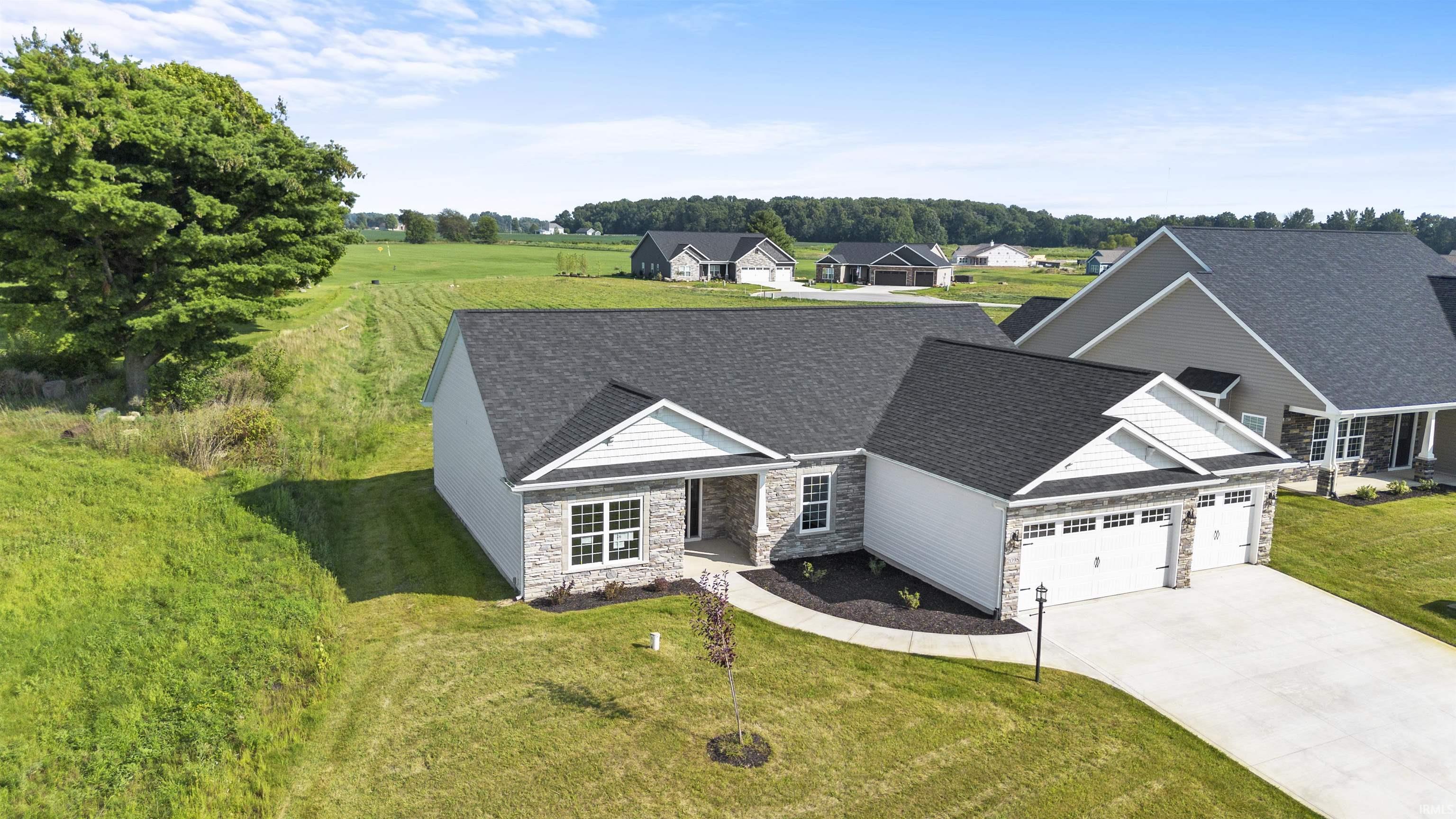 2098 Raccoon Run