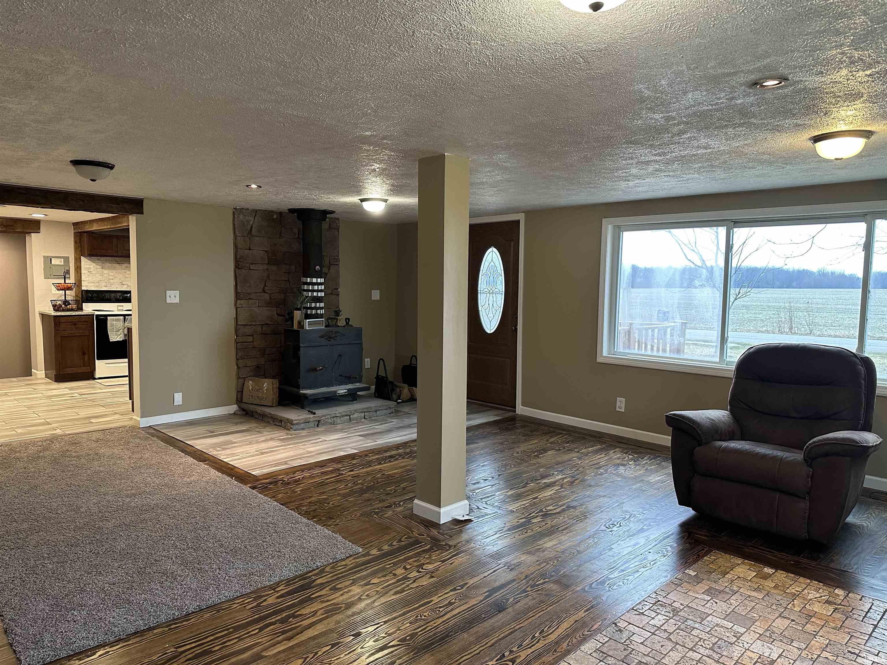 15840 Muckshaw