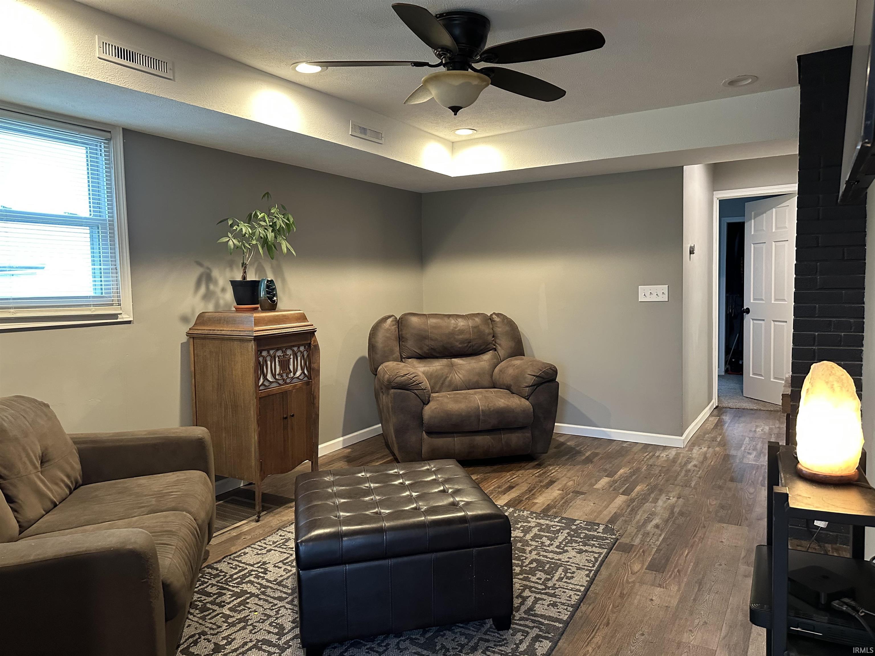 15840 Muckshaw