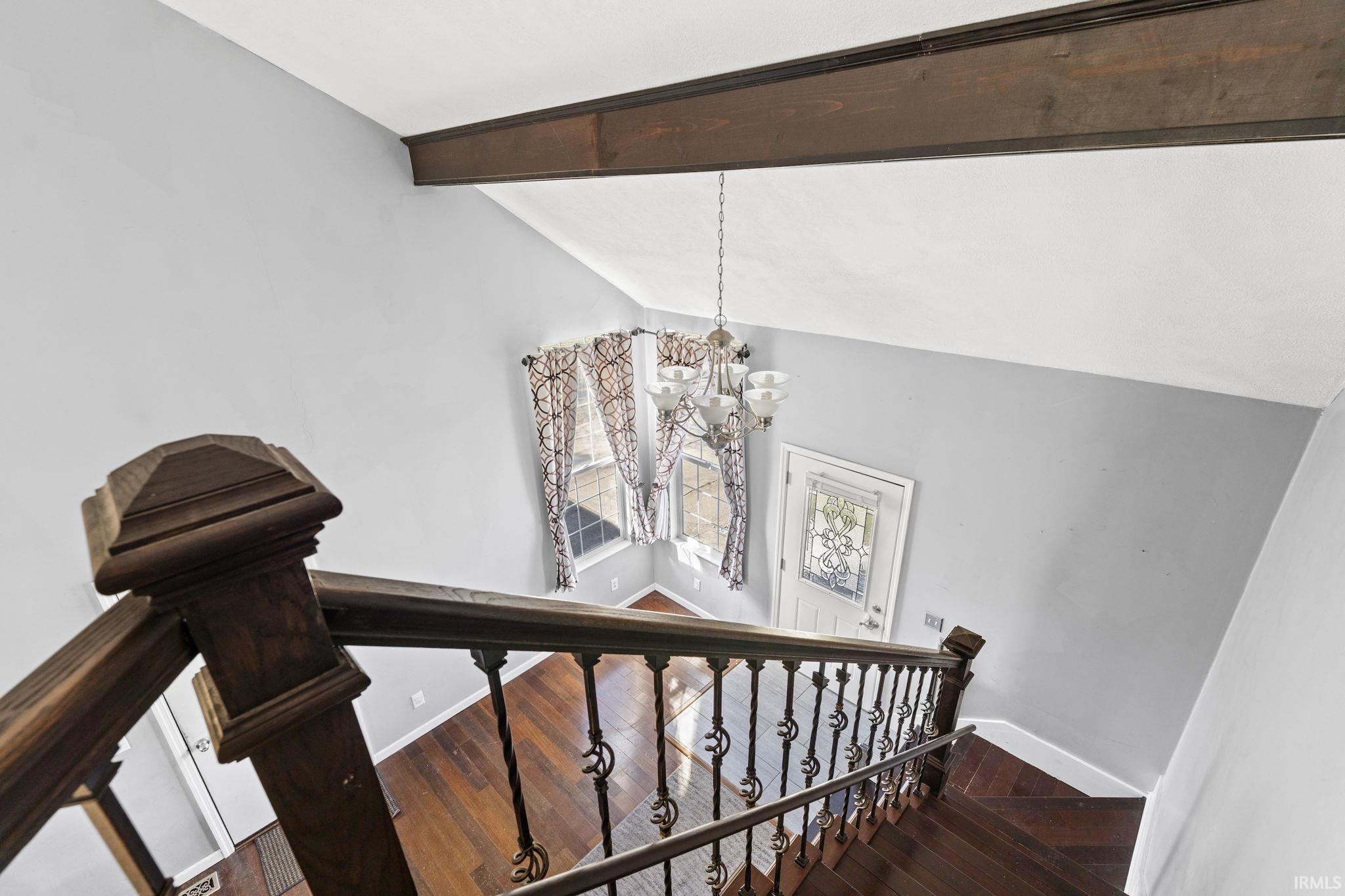 1121 Parkwood