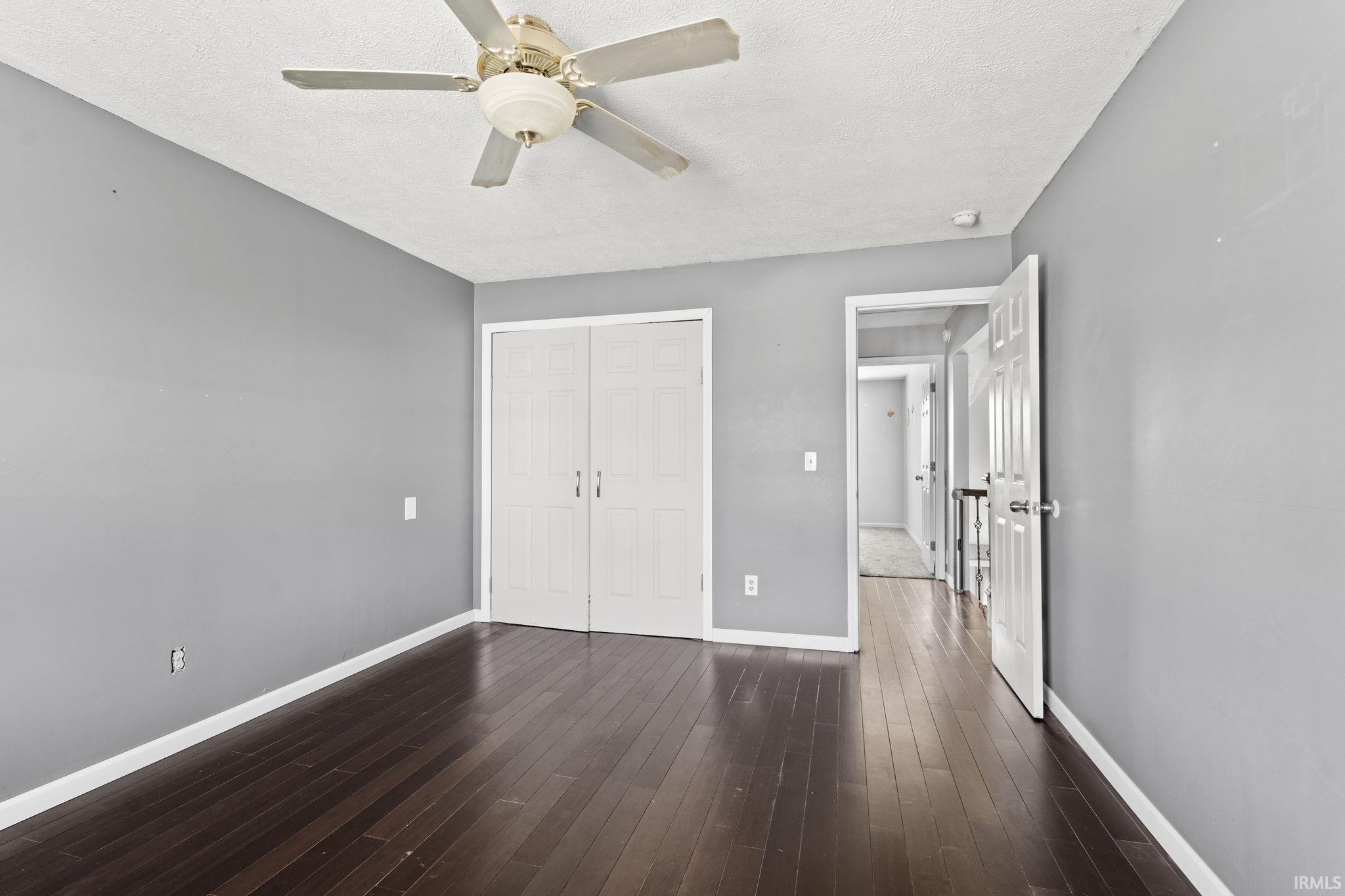 1121 Parkwood