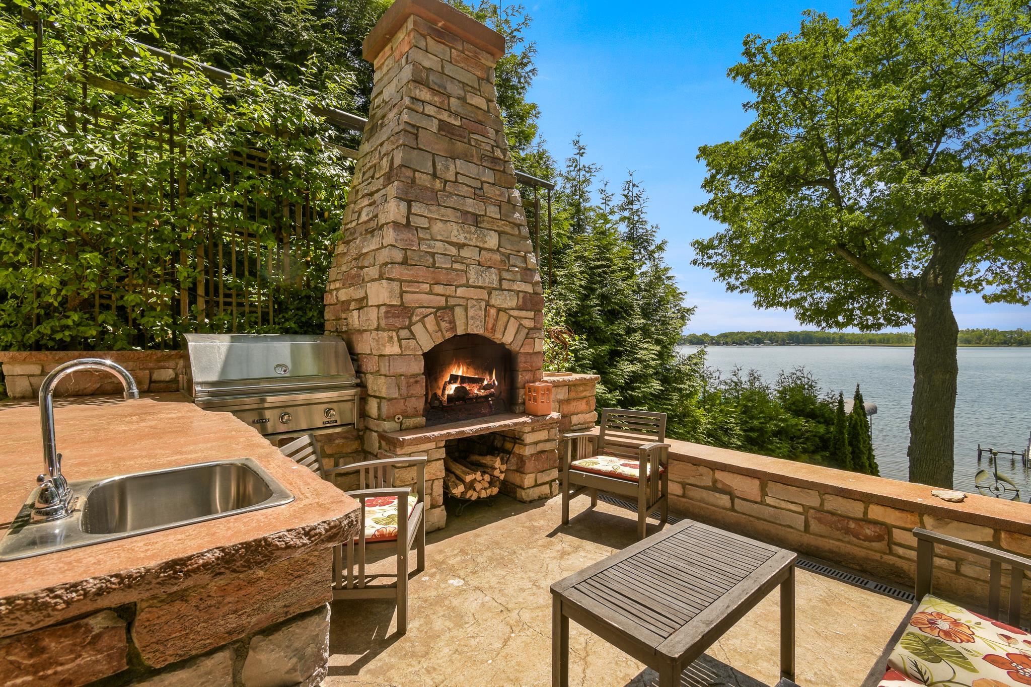 1117 Northshore