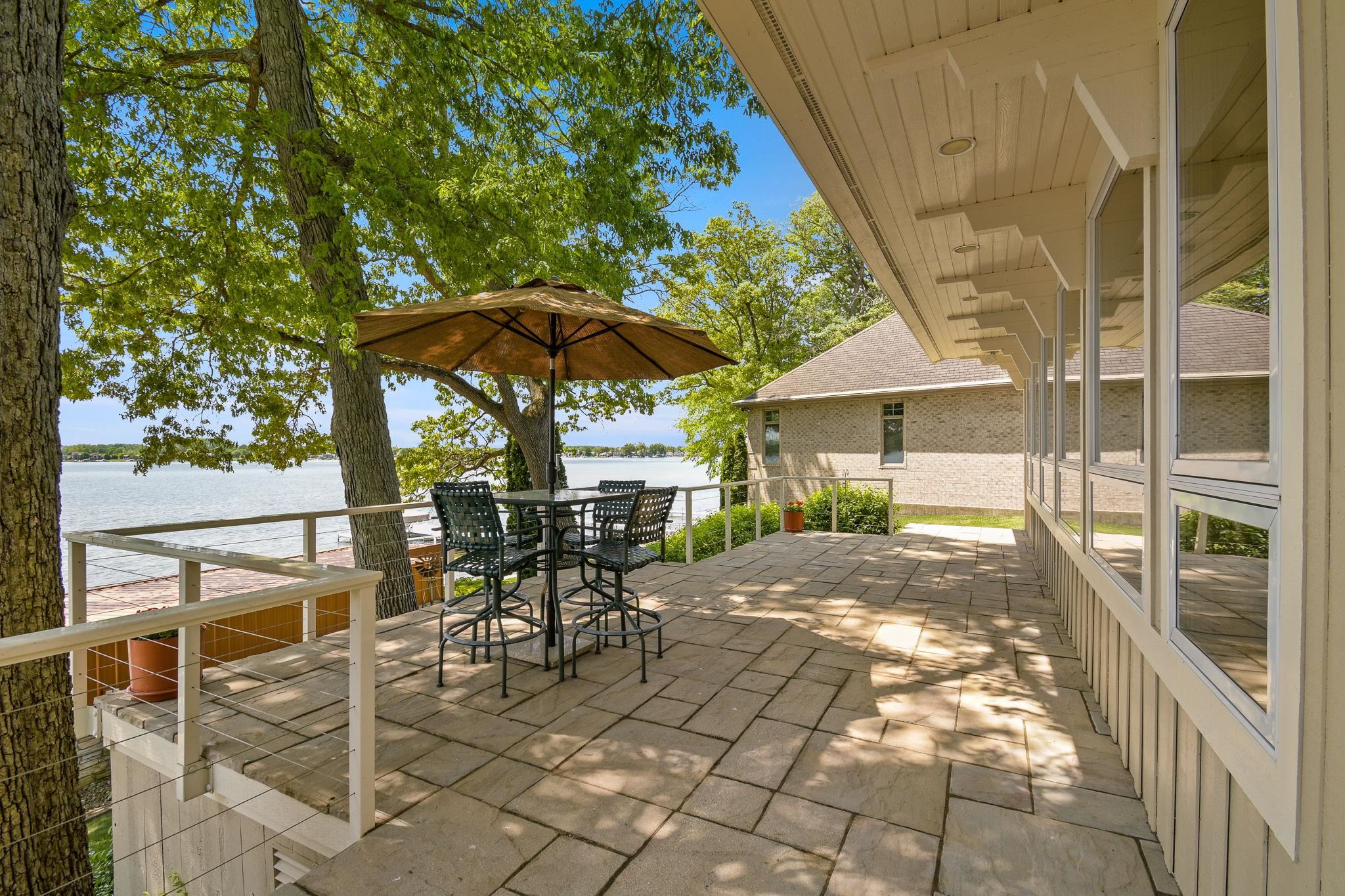 1117 Northshore