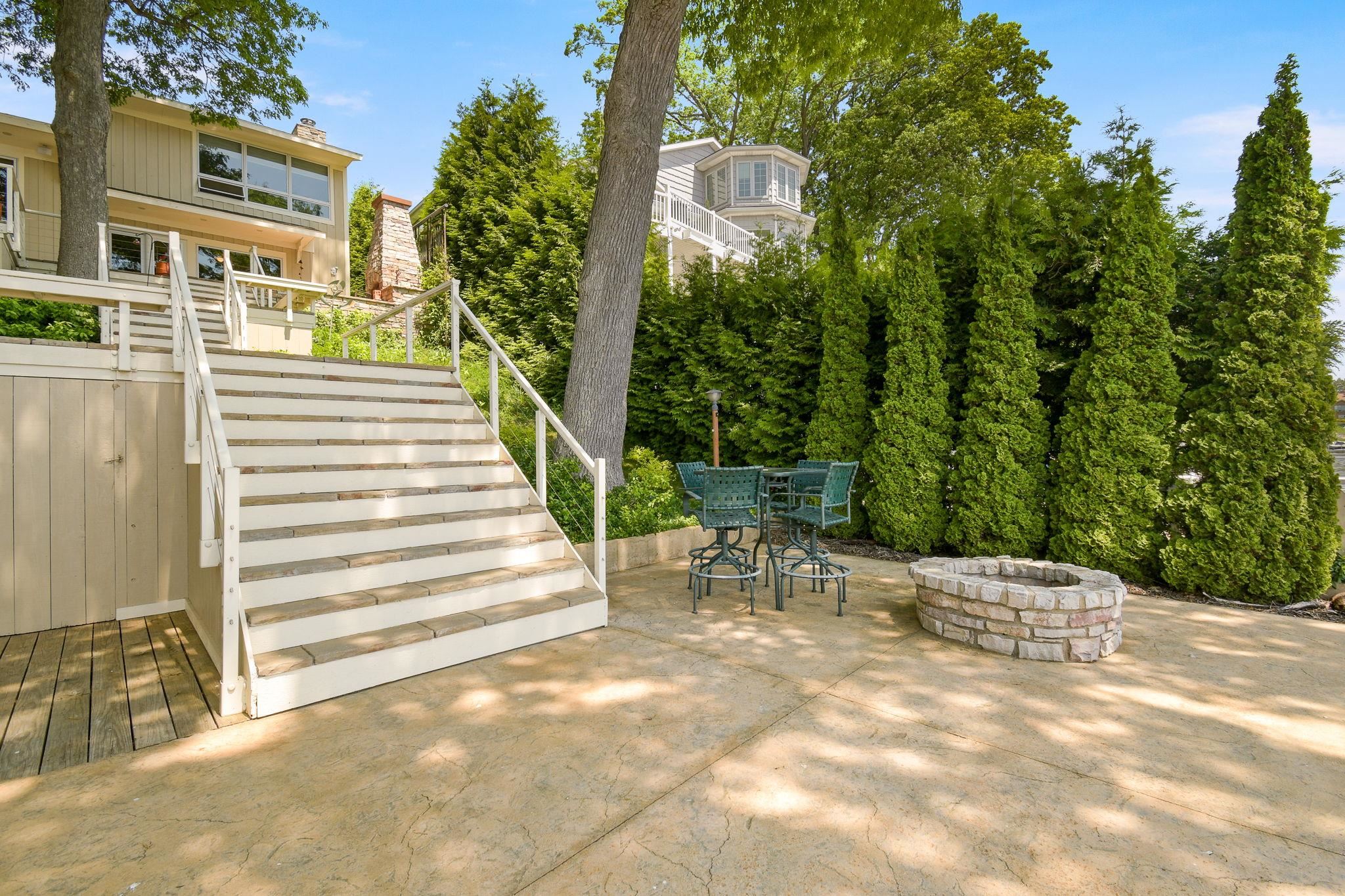 1117 Northshore