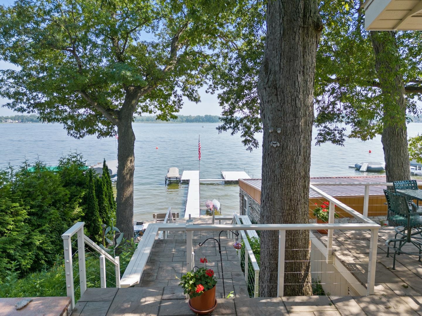 1117 Northshore