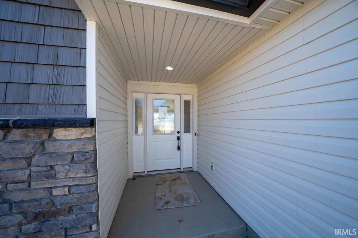 15439 Annabelle