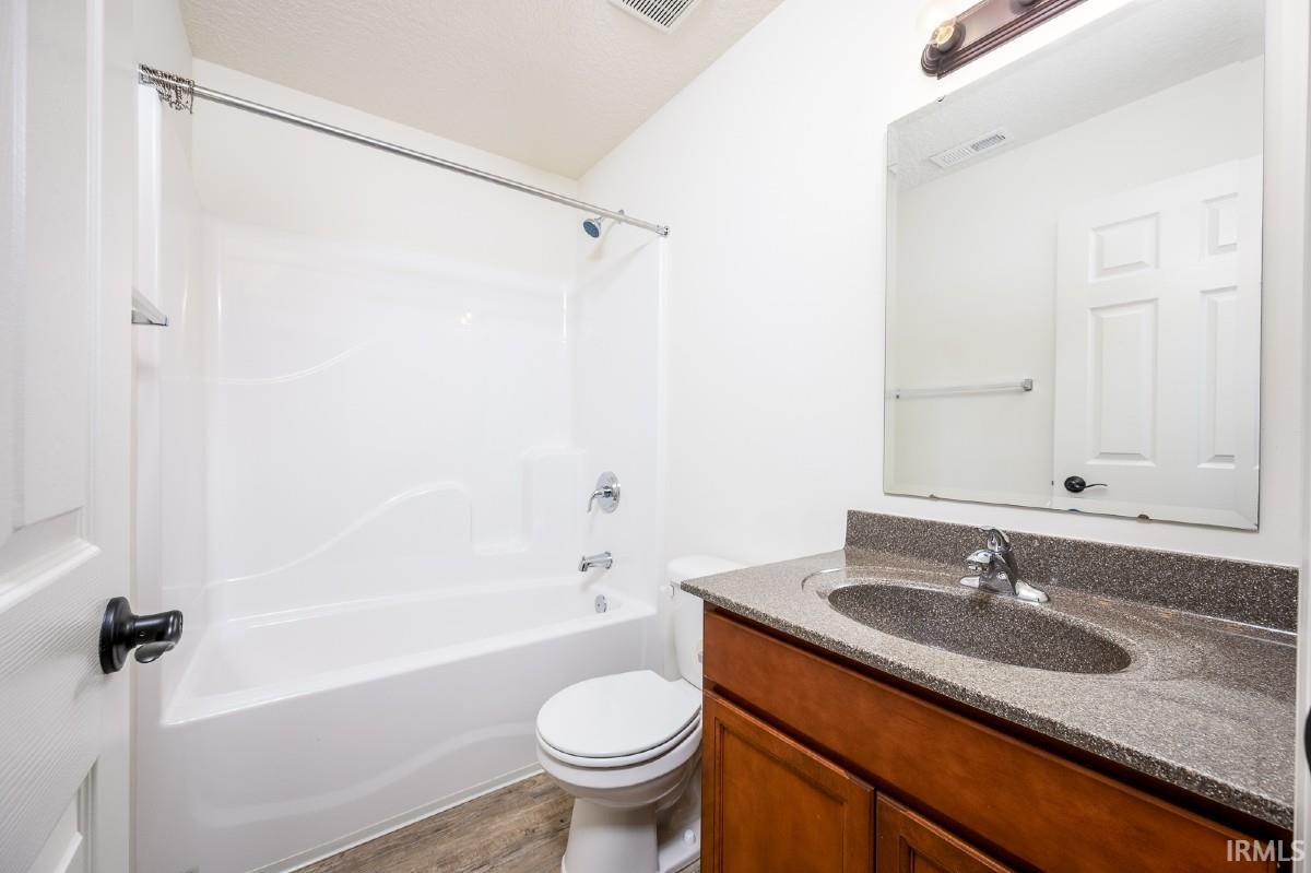 2214 Blue Spring