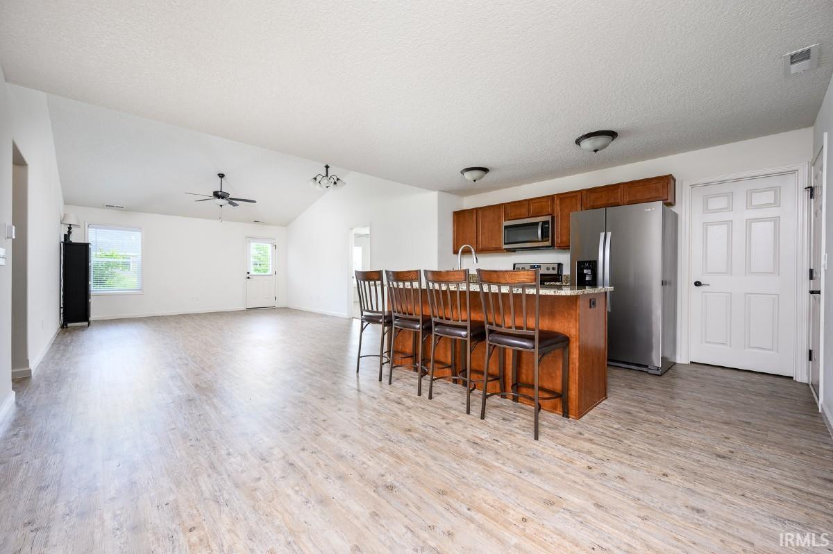 2214 Blue Spring