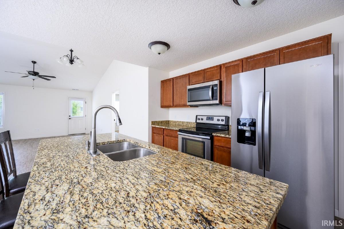 2214 Blue Spring