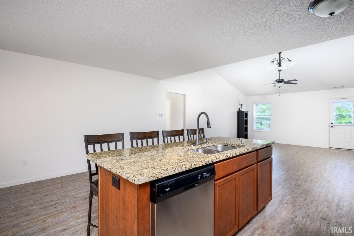2214 Blue Spring