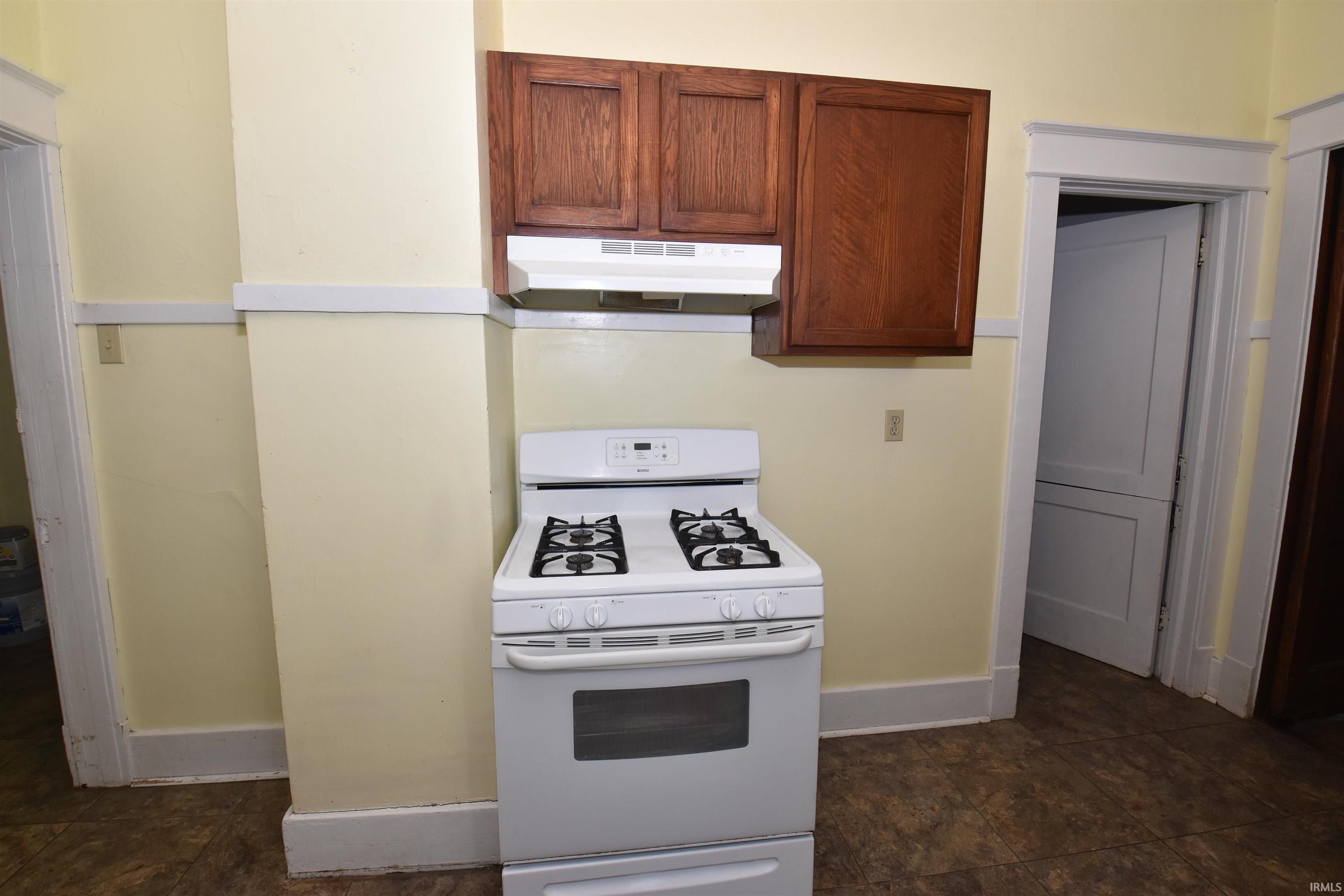 2605 Mishawaka
