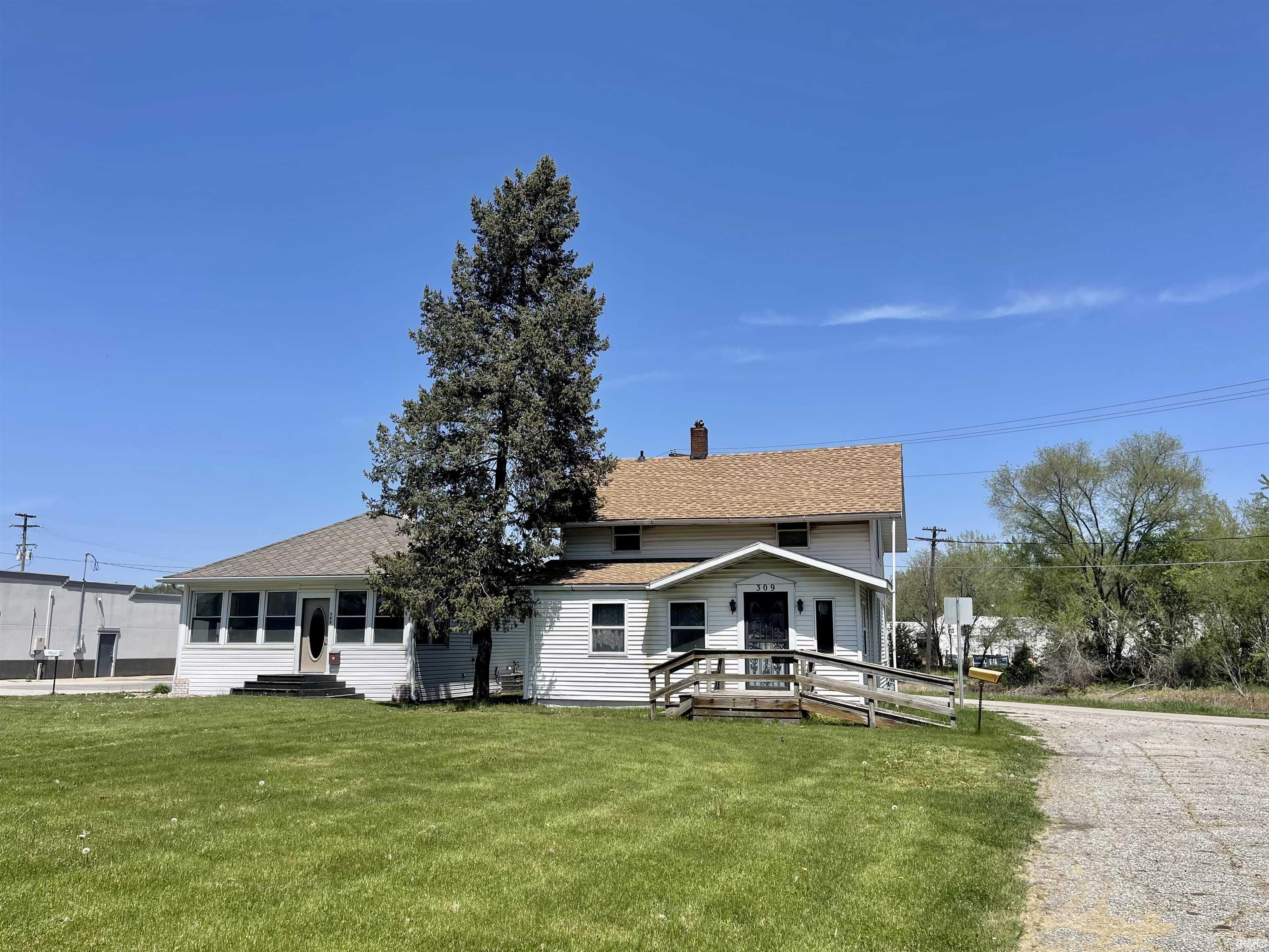 309 Roosevelt