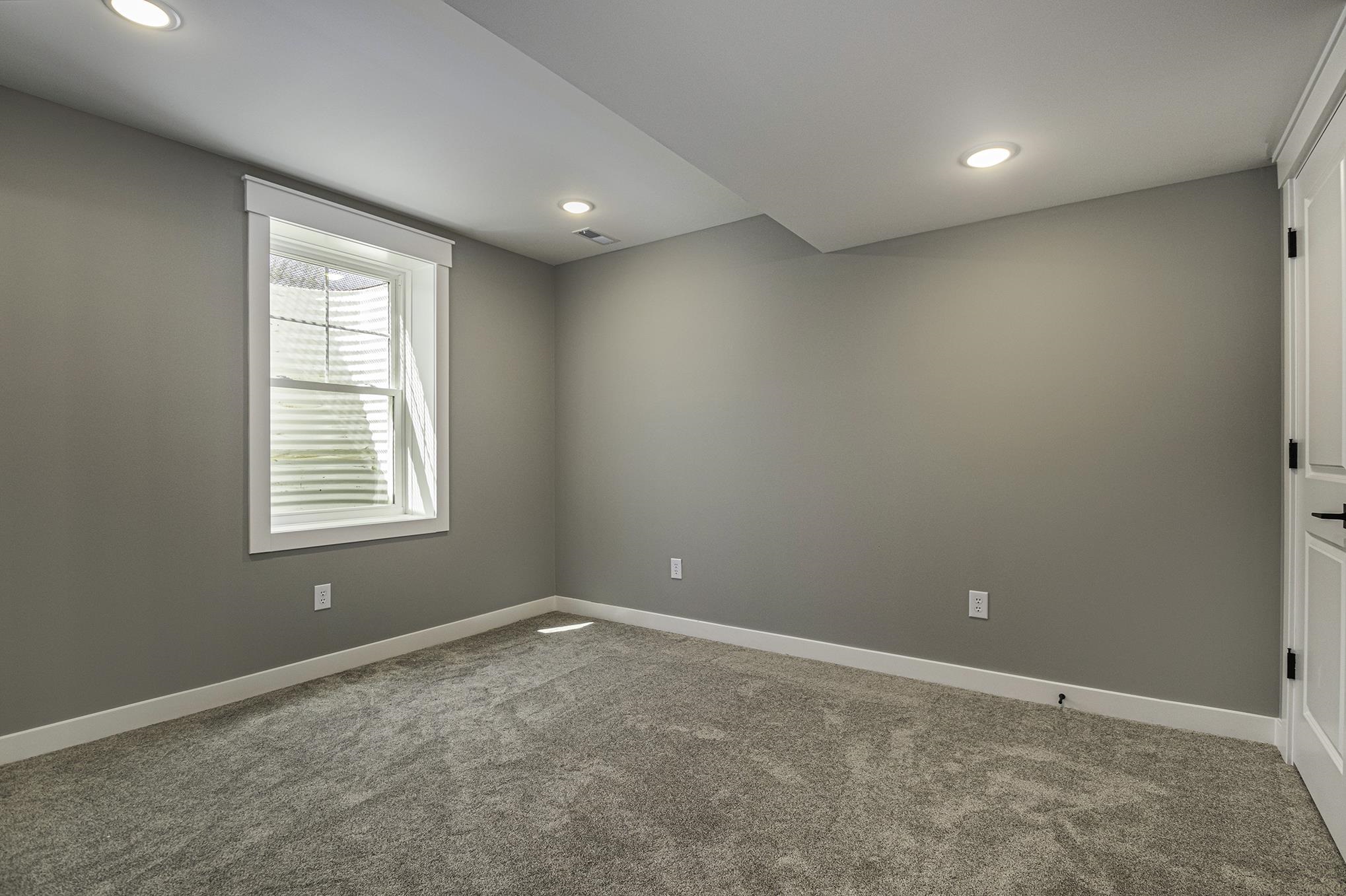 1401 Angelfield