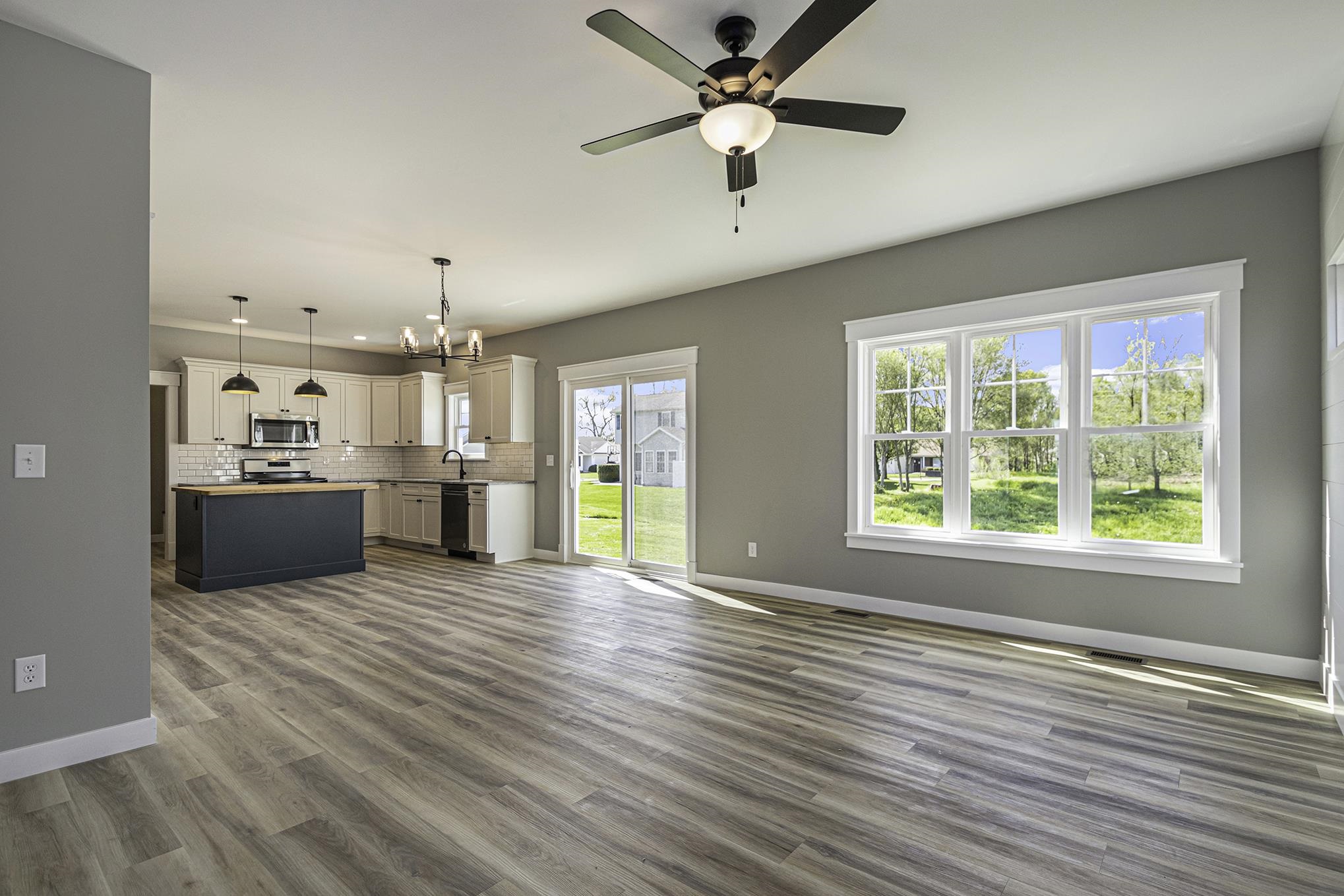 1401 Angelfield
