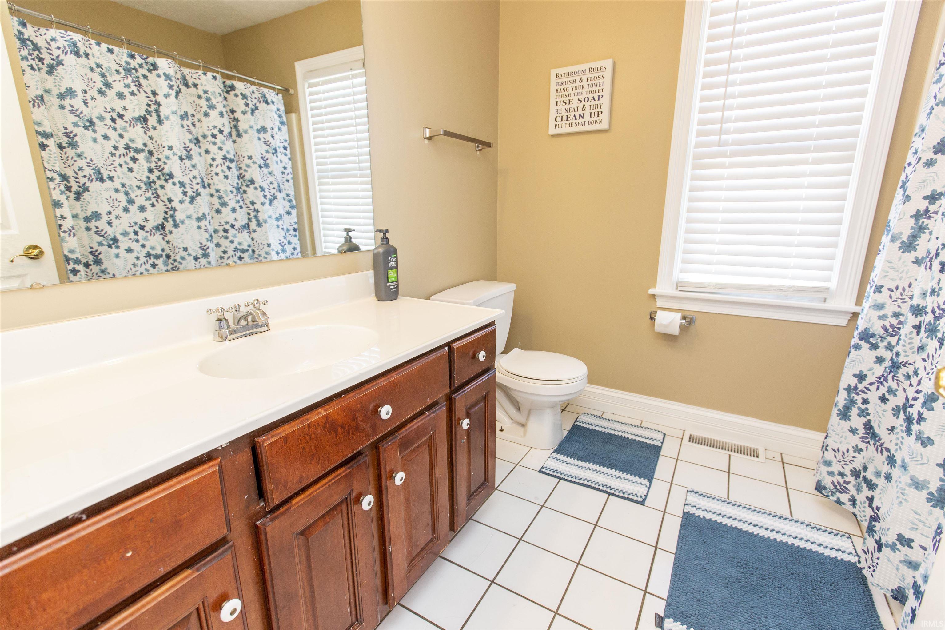 57205 Pine View