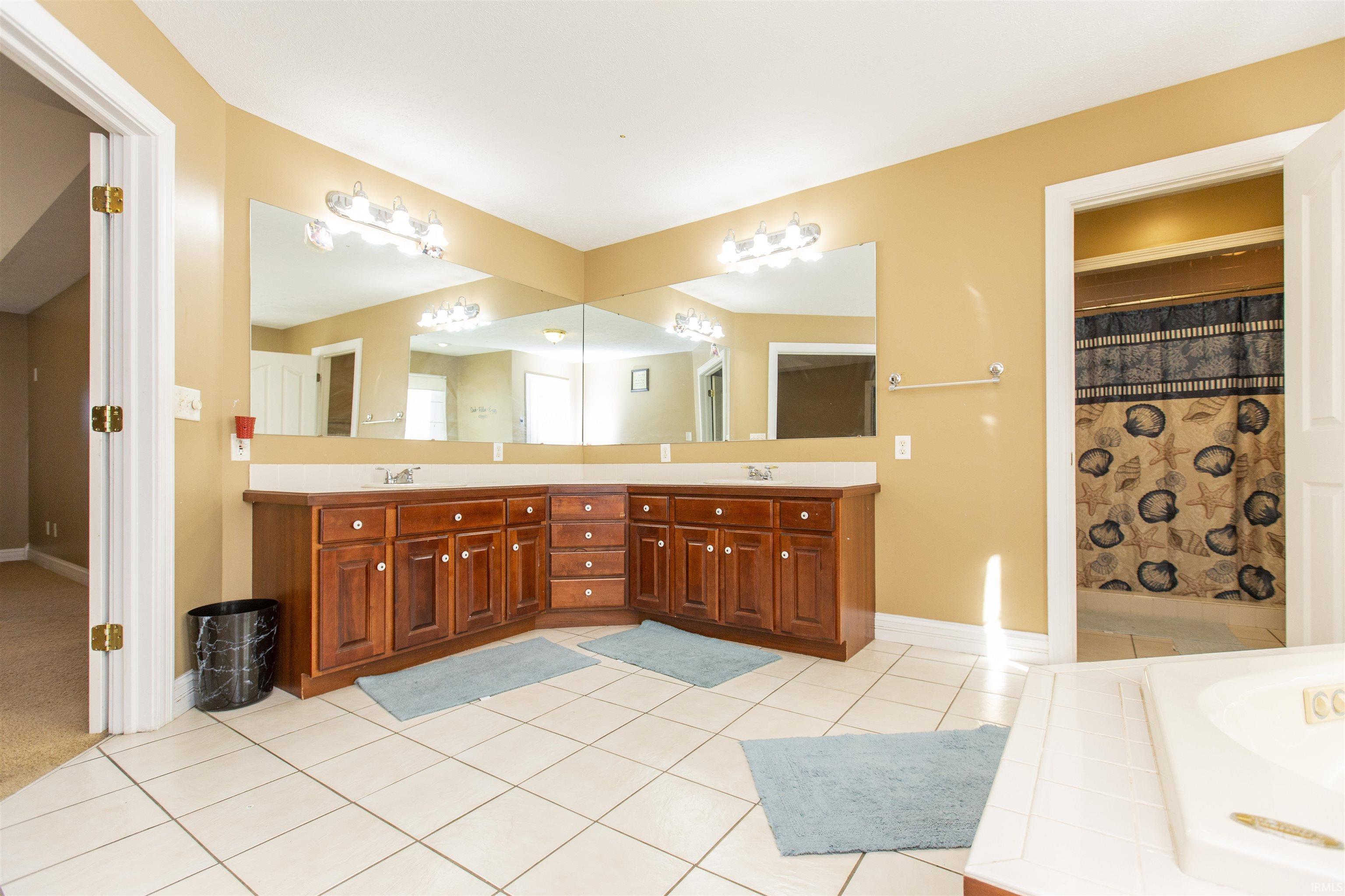 57205 Pine View
