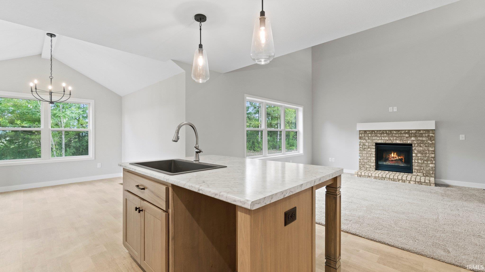 1195 Arthur Heights