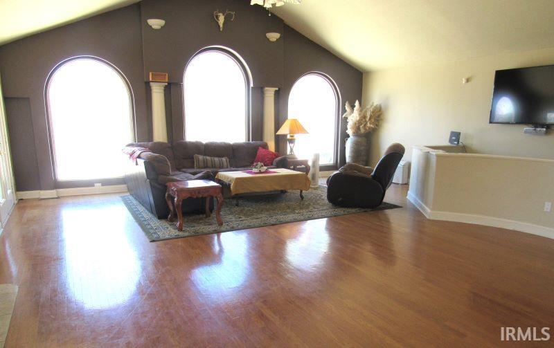 14727 Coldwater
