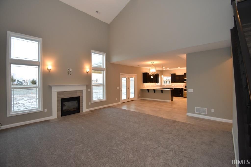 5115 Desert View