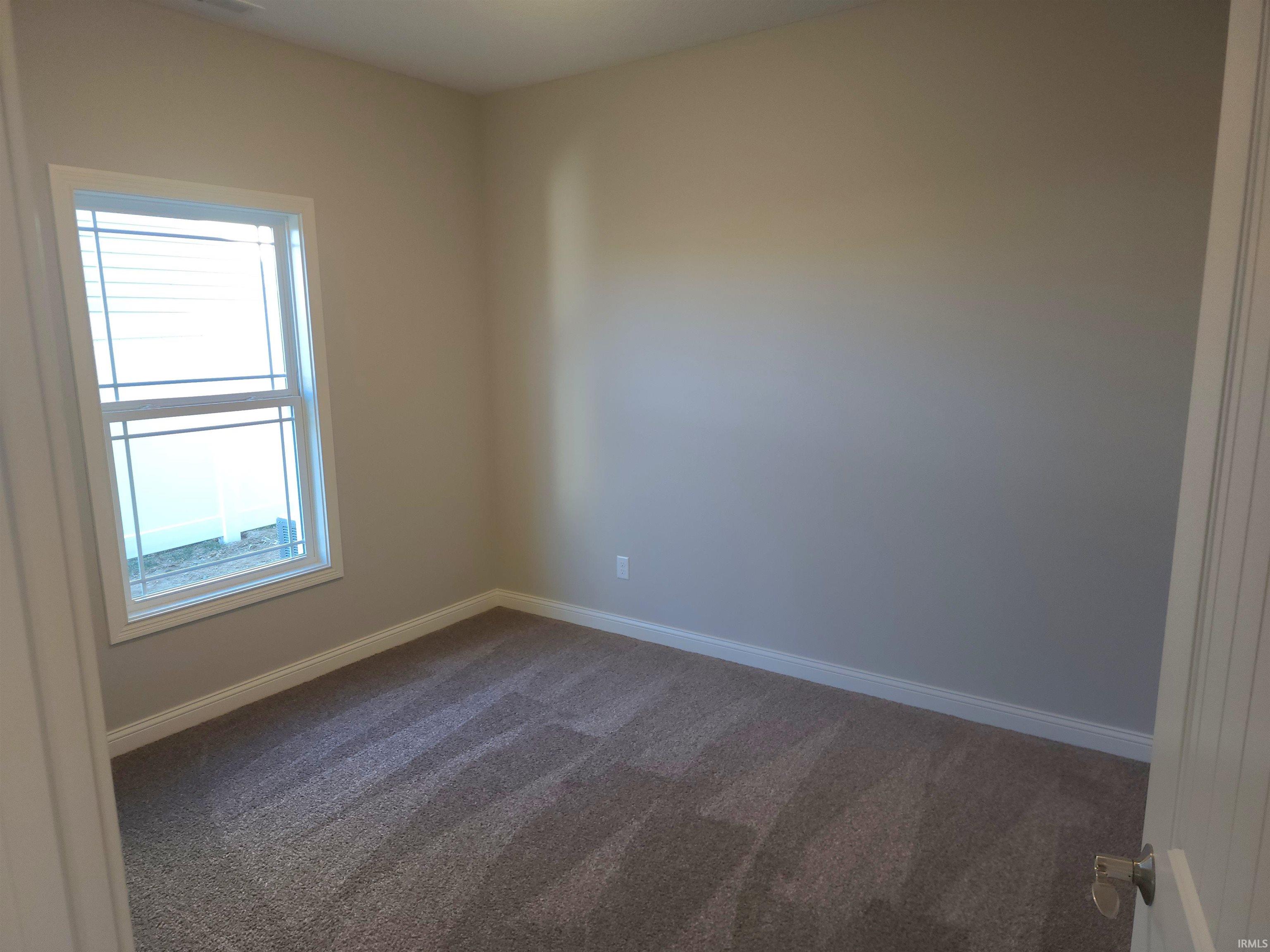 5115 Desert View