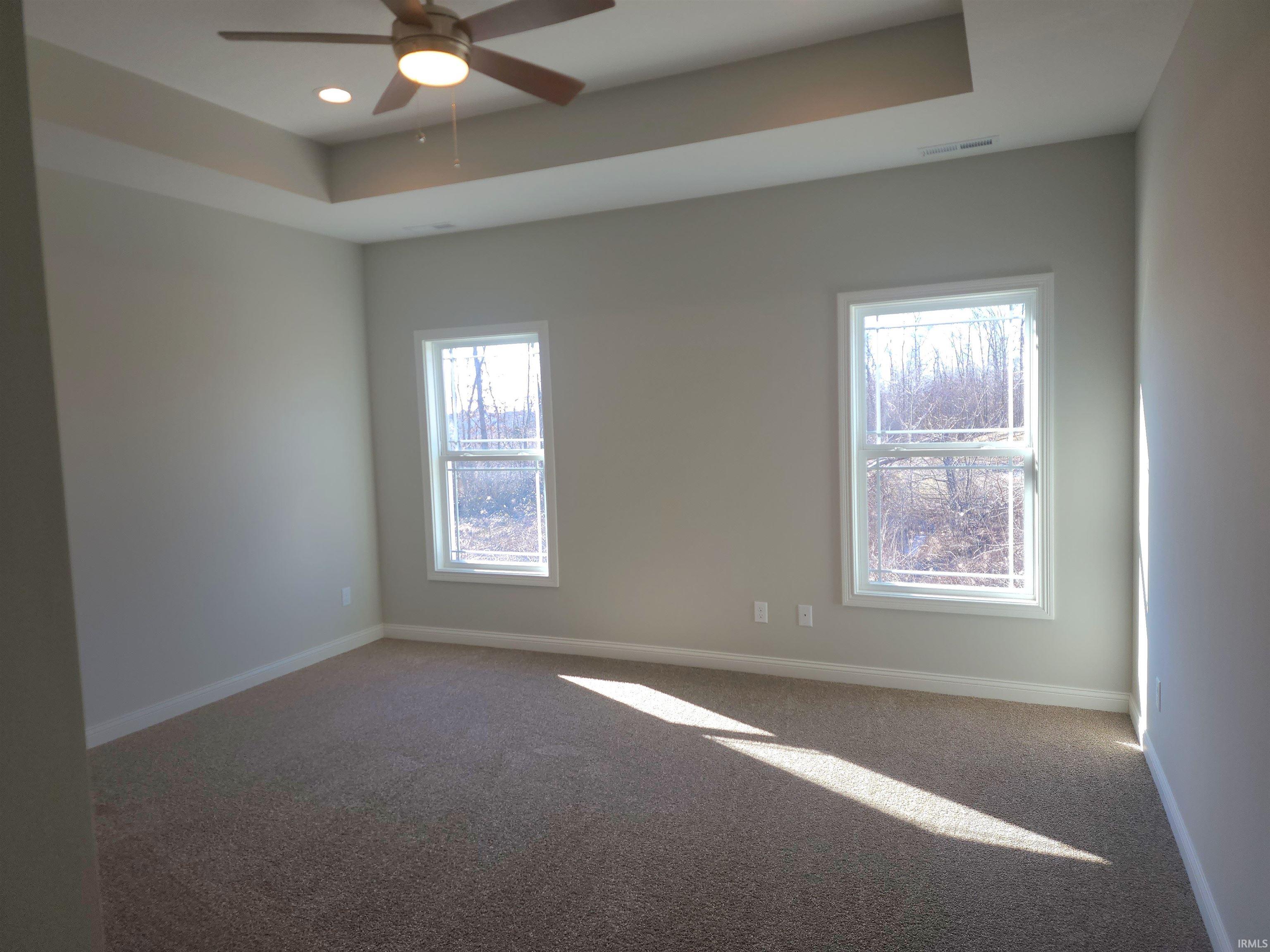 5115 Desert View