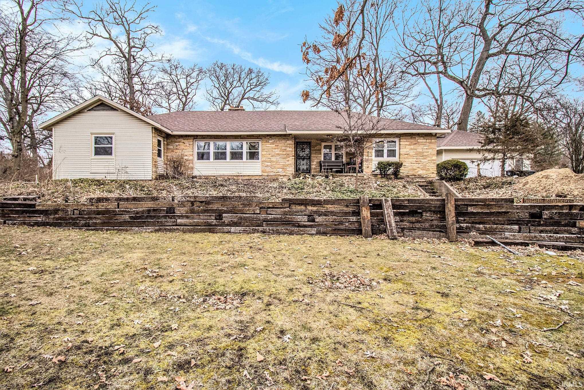 905 White Oak