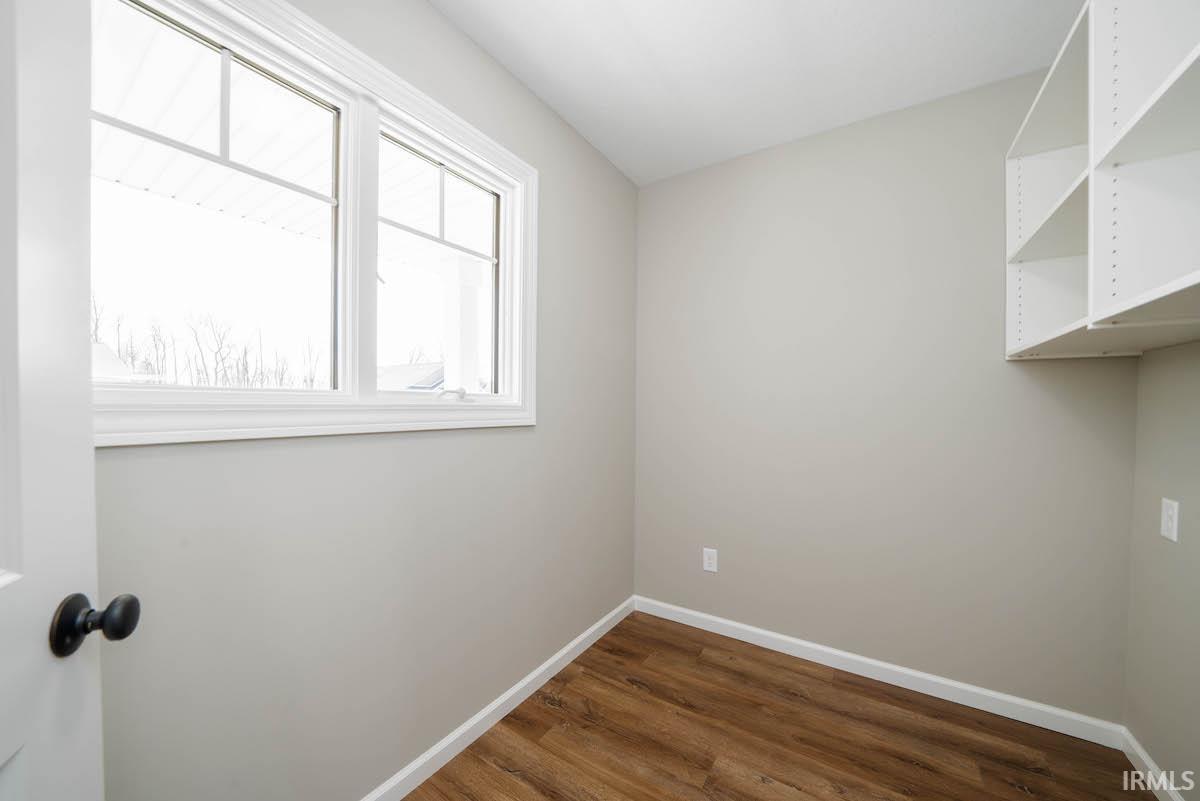 2112 Custer
