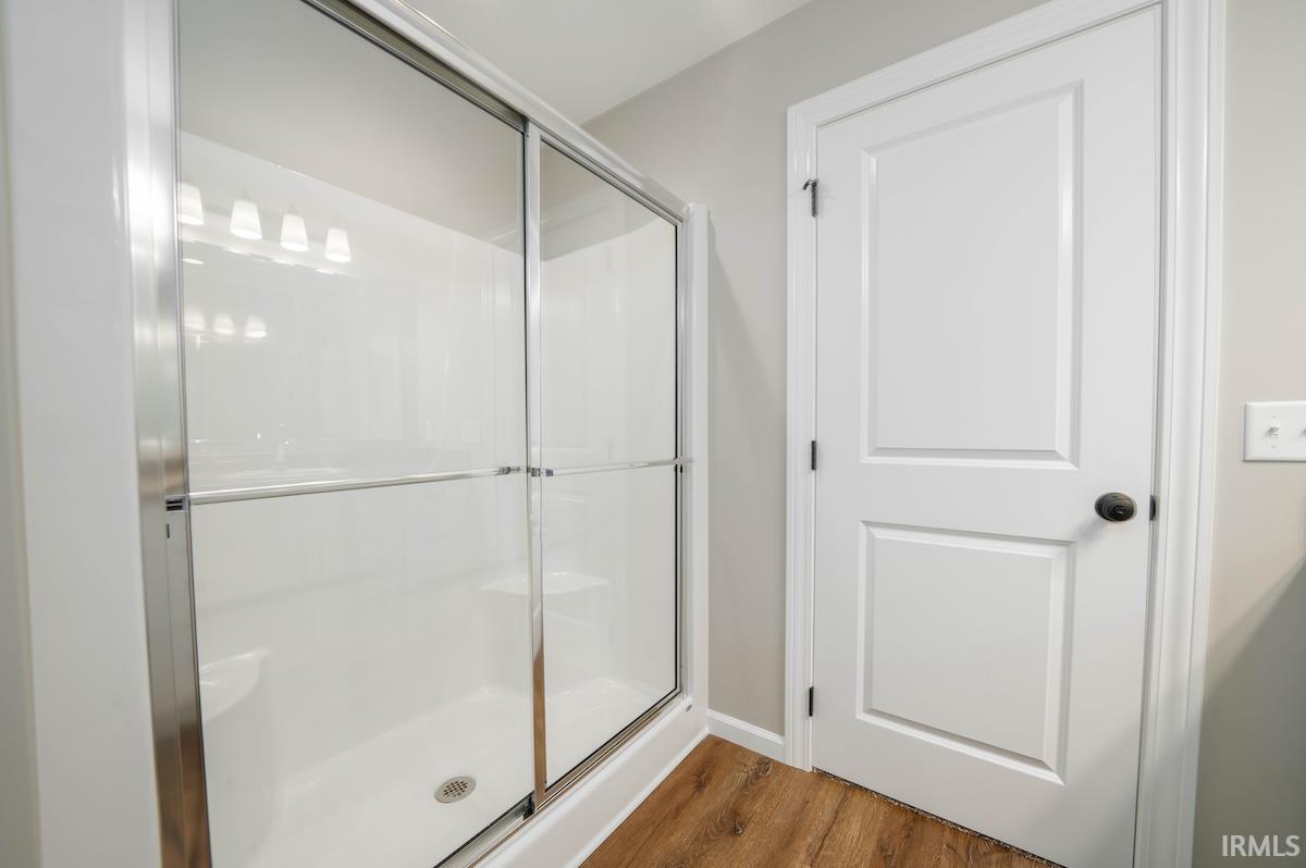 2112 Custer