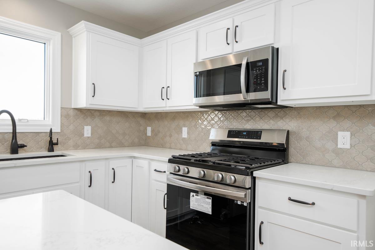 2112 Custer