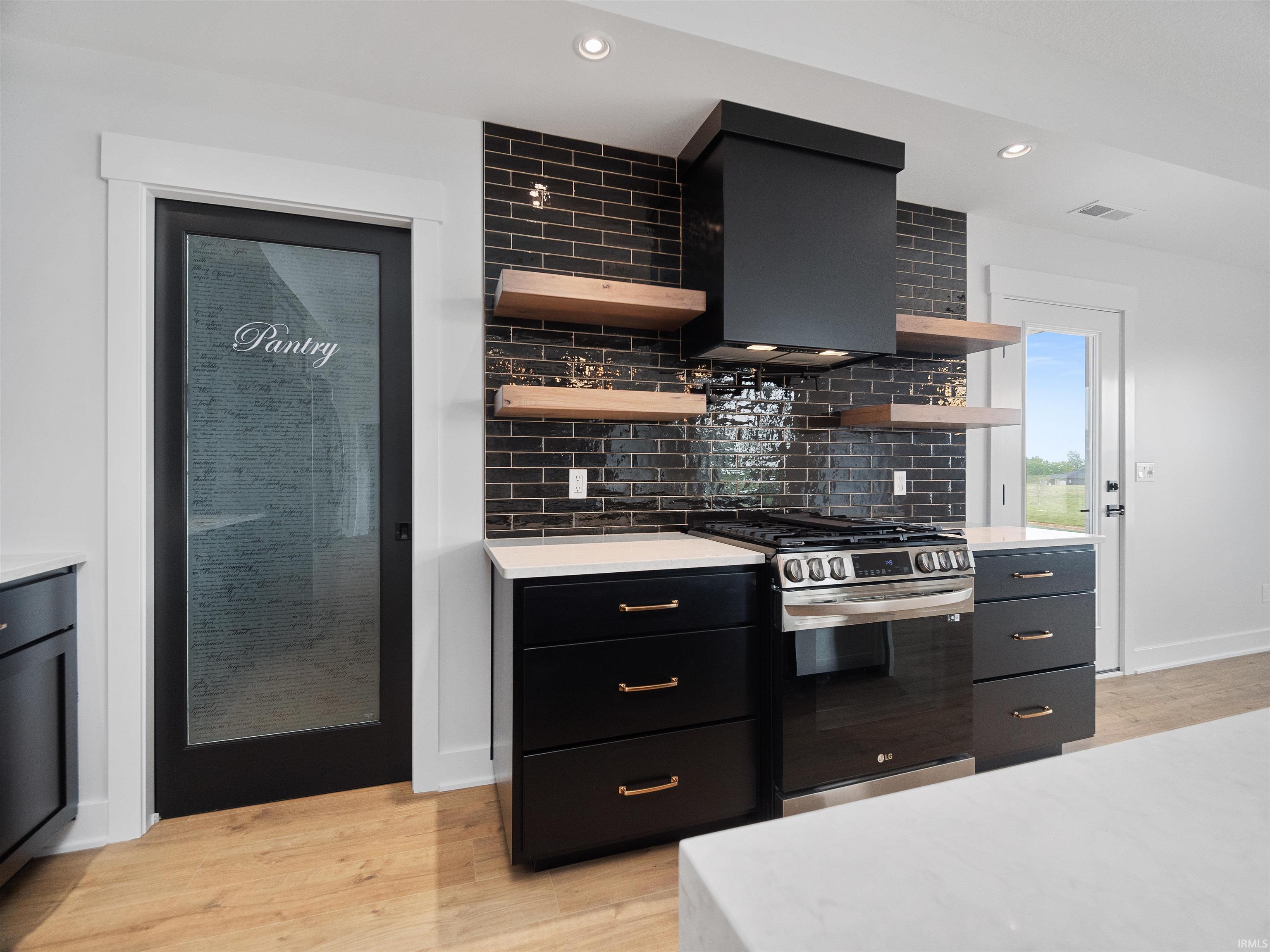10446 Beaugreen